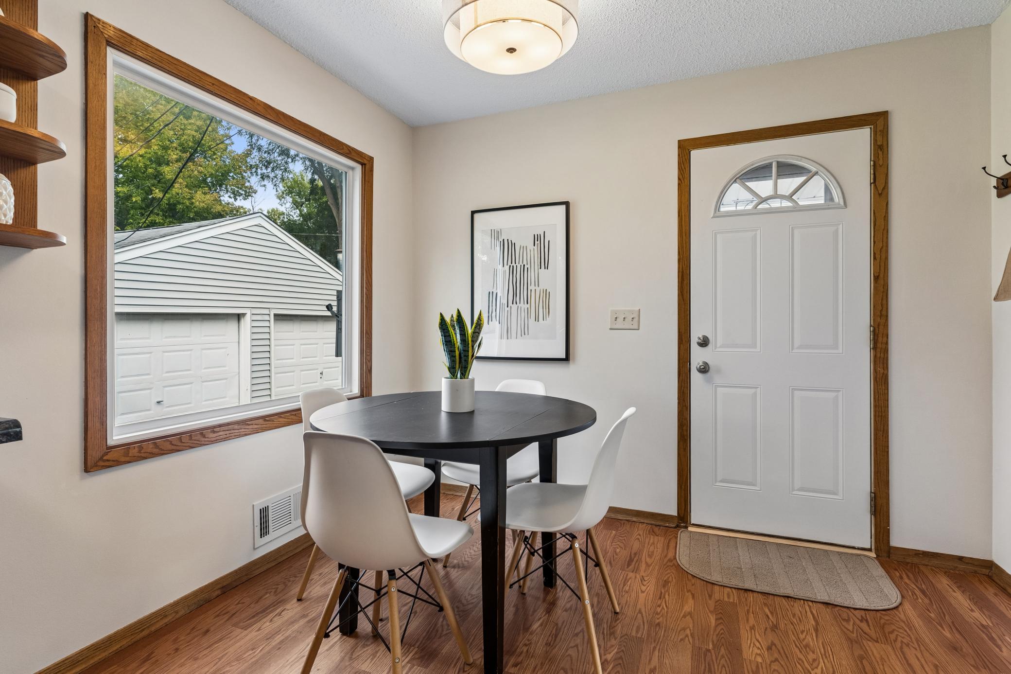 View of Residential Income at 421/423 Nevada Avenue, Saint Paul MN 55101, Saint Paul (7 of 29) - Mike Wilen | Minnesota Team Real Estate