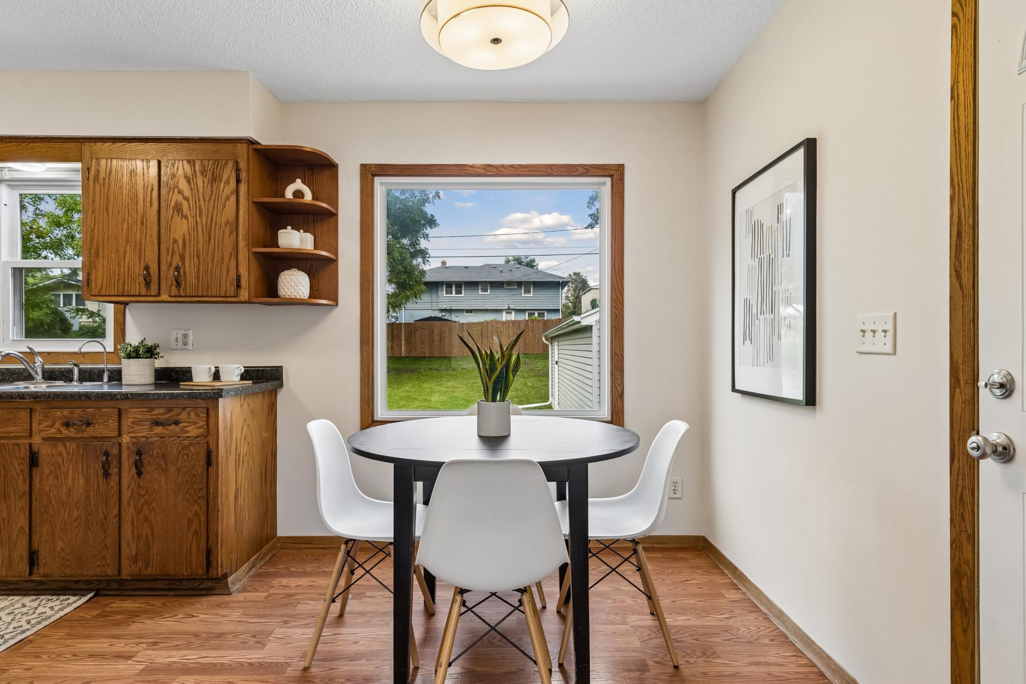 View of Residential Income at 421/423 Nevada Avenue, Saint Paul MN 55101, Saint Paul (6 of 29) - Mike Wilen | Minnesota Team Real Estate