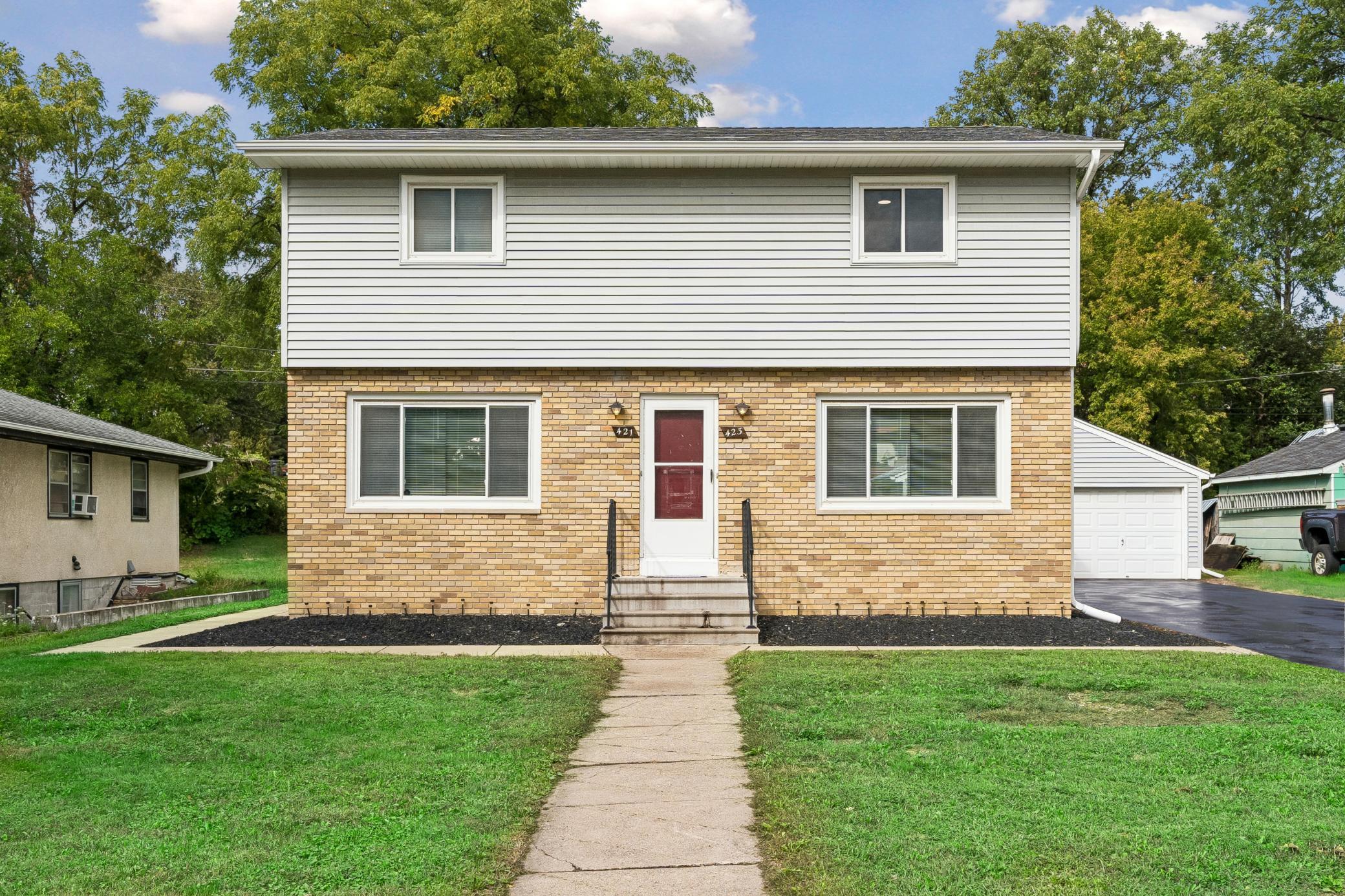 View of Duplex Side by Side at 421/423 Nevada Avenue, Saint Paul - Mike Wilen | Minnesota Team Real Estate
