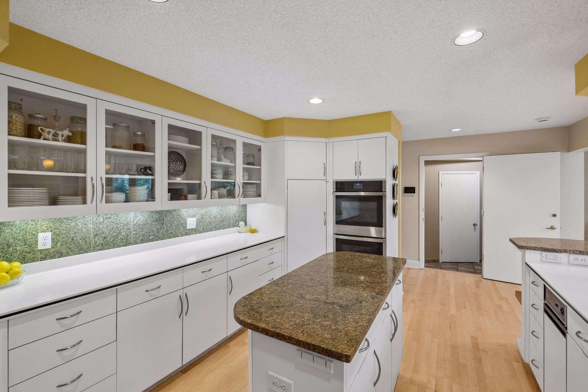 View of Residential at 16 Timberglade Road, Bloomington MN 55437, Bloomington (25 of 80) - Mike Wilen | Minnesota Team Real Estate