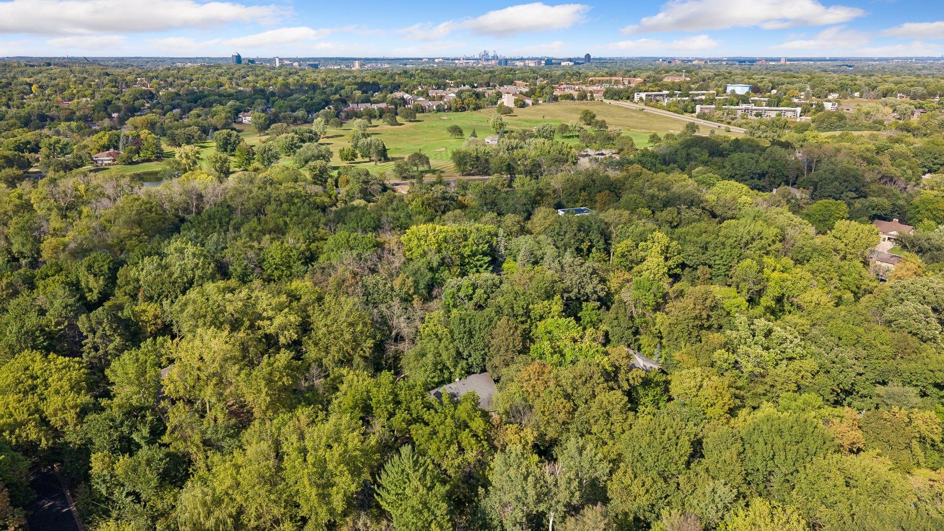 View of Residential at 16 Timberglade Road, Bloomington MN 55437, Bloomington (6 of 80) - Mike Wilen | Minnesota Team Real Estate