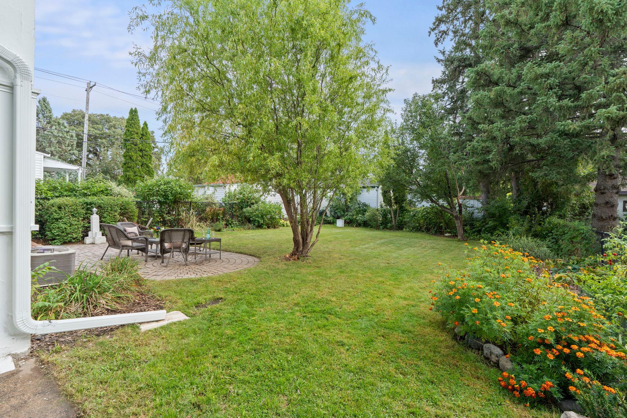 View of Residential at 812 Nebraska Avenue, Saint Paul MN 55106, Saint Paul (37 of 49) - Mike Wilen | Minnesota Team Real Estate