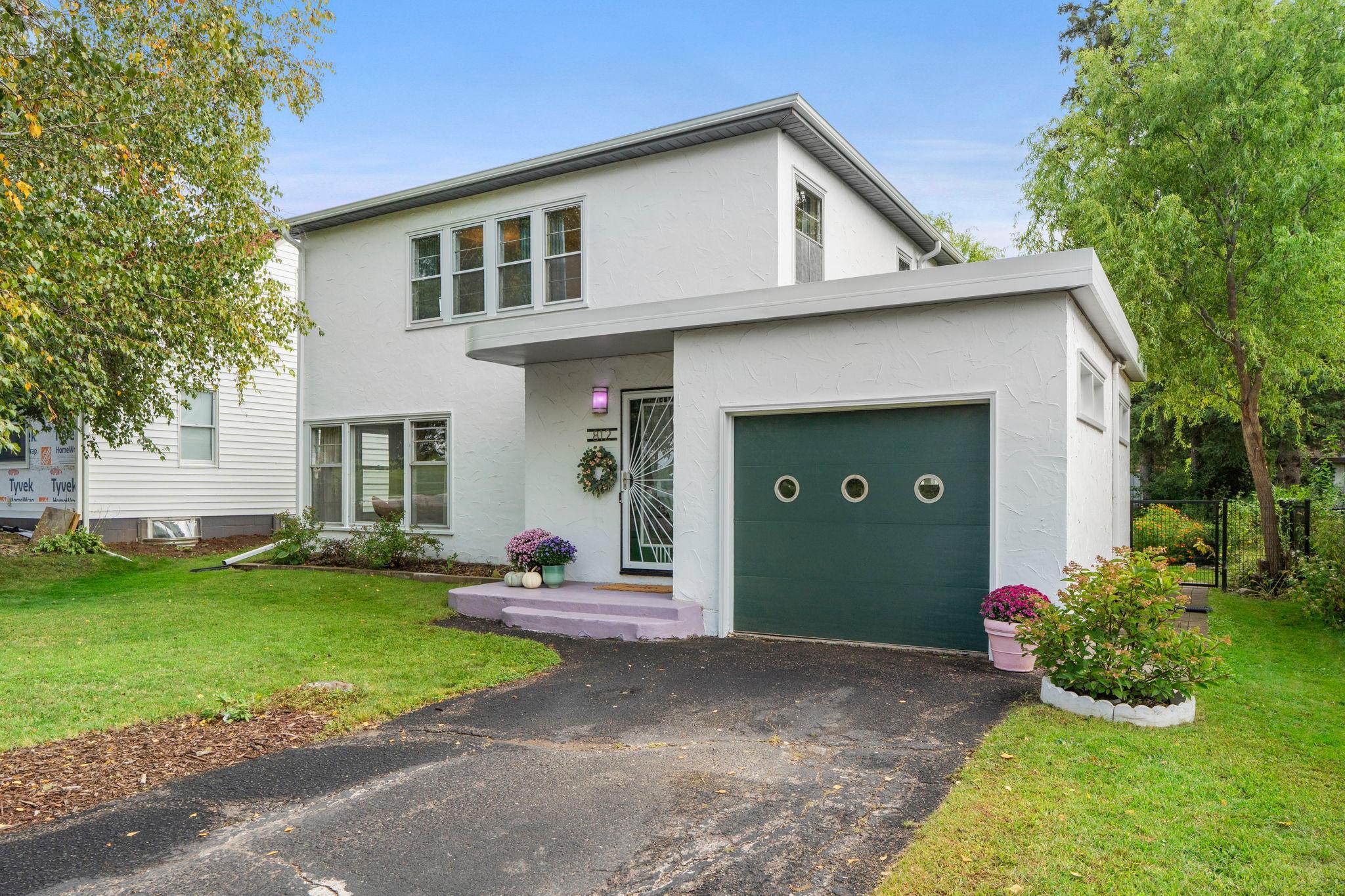 View of Single Family at 812 Nebraska Avenue, Saint Paul - Mike Wilen | Minnesota Team Real Estate