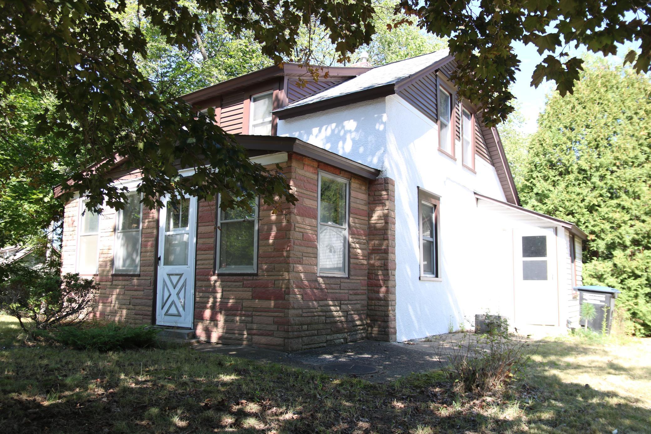 View of Residential at 2466 Dale Street, Roseville MN 55113, Roseville (5 of 23) - Mike Wilen | Minnesota Team Real Estate
