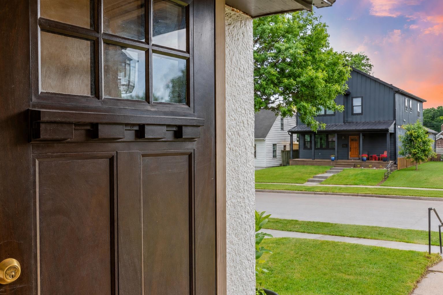 View of Residential at 1273 Juno Avenue, Saint Paul MN 55116, Saint Paul (8 of 29) - Mike Wilen | Minnesota Team Real Estate