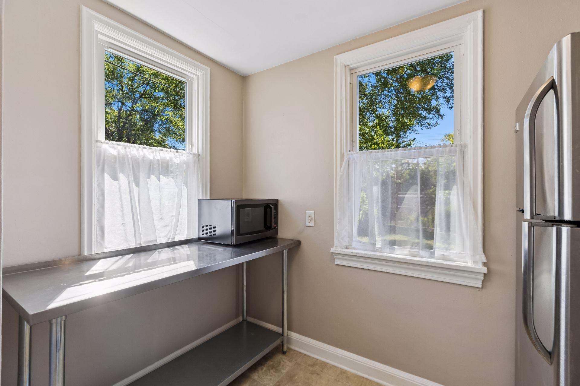 View of Residential at 3708 4th Avenue, Minneapolis MN 55409, Minneapolis (18 of 40) - Mike Wilen | Minnesota Team Real Estate