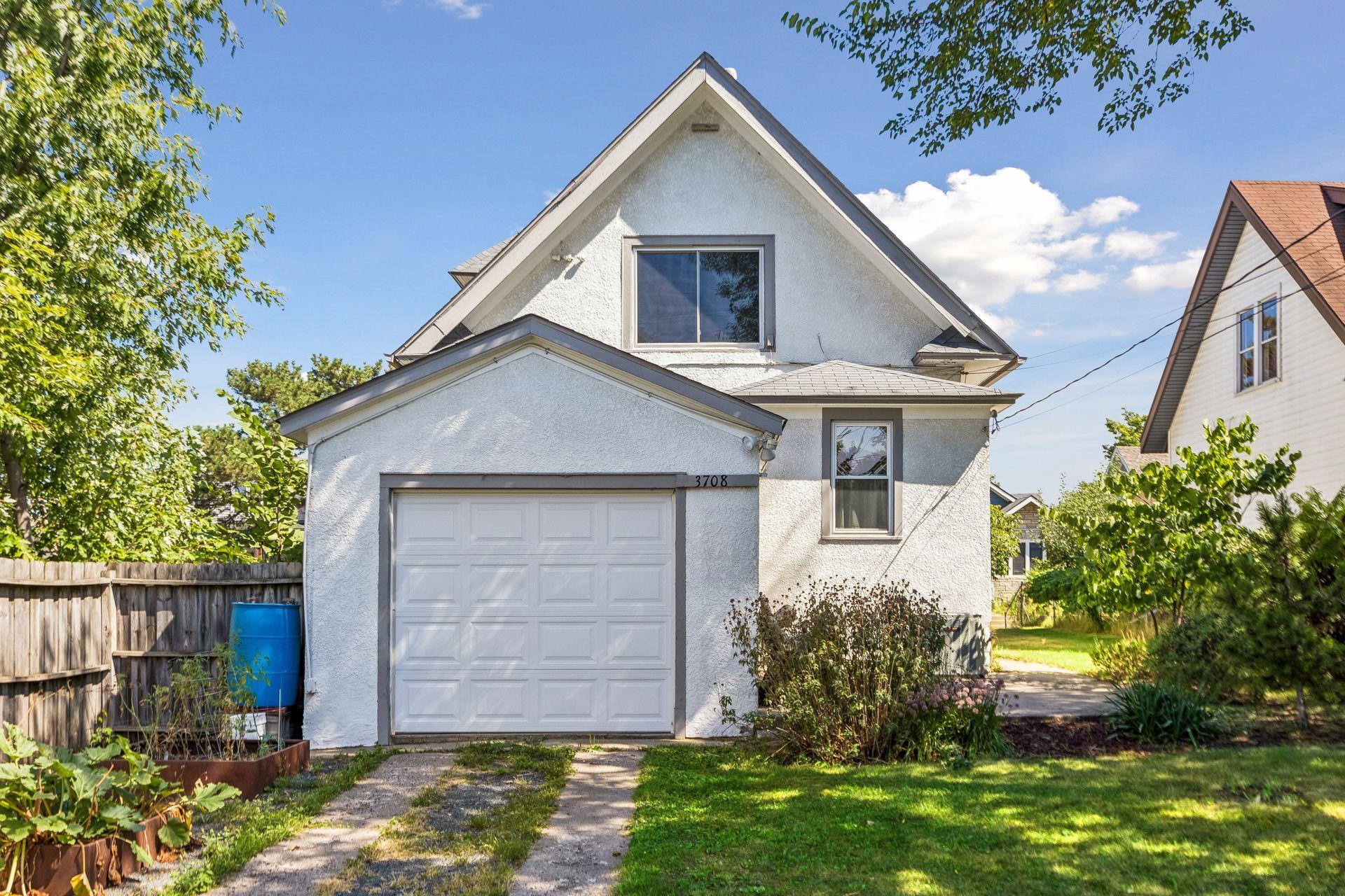 View of Residential at 3708 4th Avenue, Minneapolis MN 55409, Minneapolis (36 of 40) - Mike Wilen | Minnesota Team Real Estate