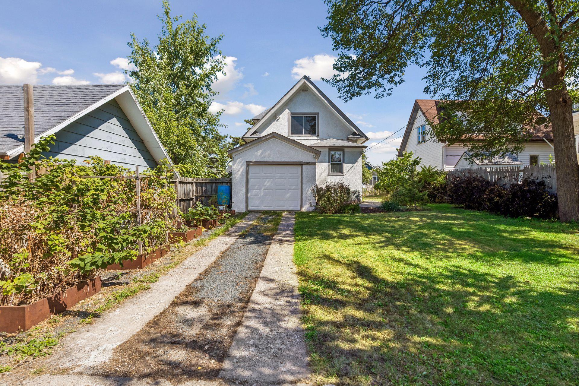 View of Residential at 3708 4th Avenue, Minneapolis MN 55409, Minneapolis (35 of 40) - Mike Wilen | Minnesota Team Real Estate