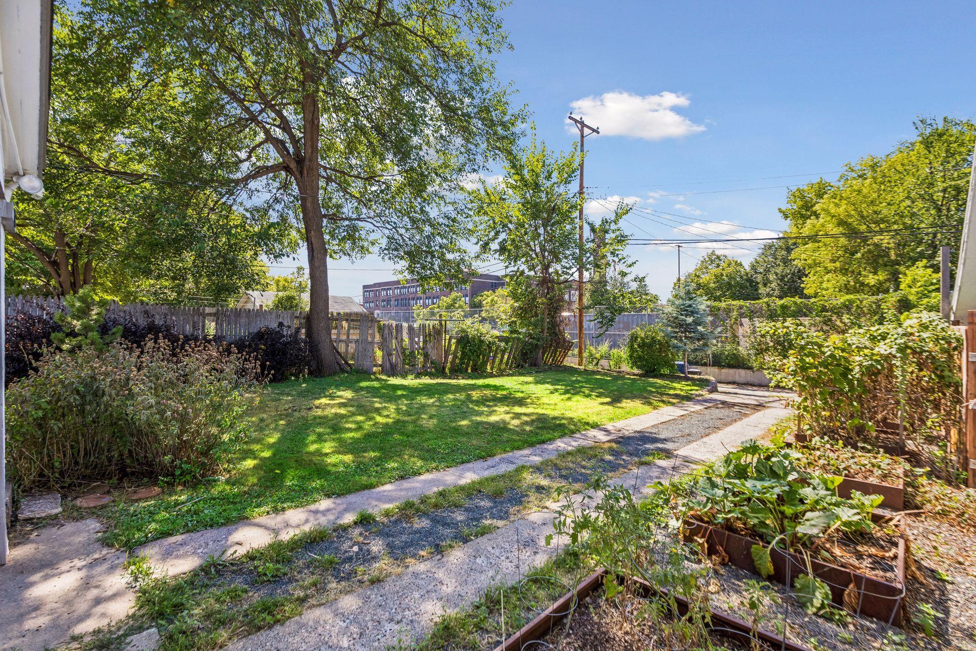 View of Residential at 3708 4th Avenue, Minneapolis MN 55409, Minneapolis (33 of 40) - Mike Wilen | Minnesota Team Real Estate