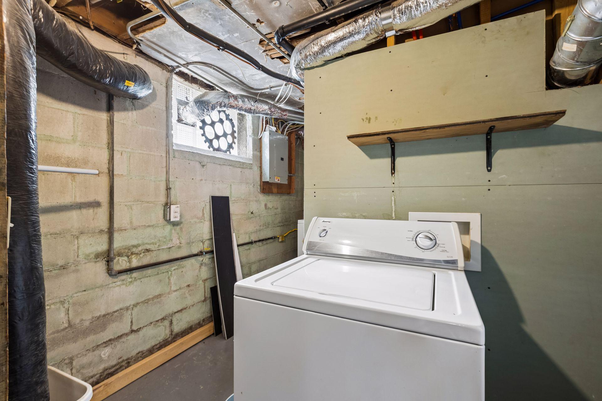 View of Residential at 3708 4th Avenue, Minneapolis MN 55409, Minneapolis (31 of 40) - Mike Wilen | Minnesota Team Real Estate