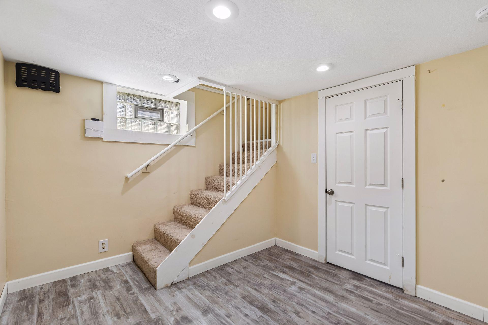 View of Residential at 3708 4th Avenue, Minneapolis MN 55409, Minneapolis (26 of 40) - Mike Wilen | Minnesota Team Real Estate
