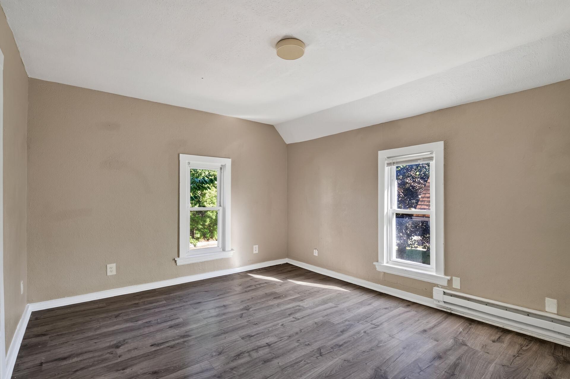 View of Residential Income at 4653 Bryant Avenue, Minneapolis MN 55412, Minneapolis (13 of 38) - Mike Wilen | Minnesota Team Real Estate