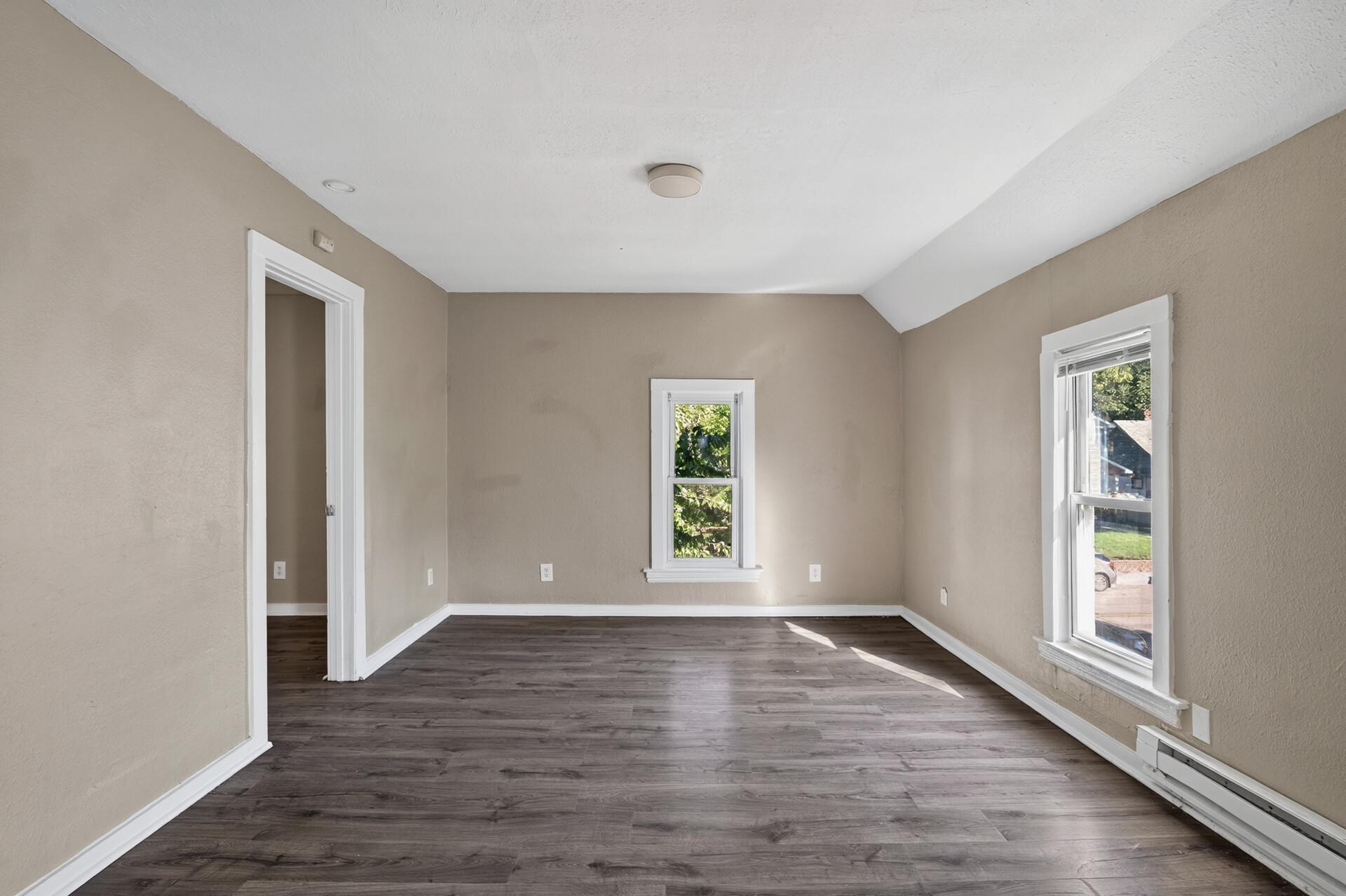 View of Residential Income at 4653 Bryant Avenue, Minneapolis MN 55412, Minneapolis (10 of 38) - Mike Wilen | Minnesota Team Real Estate
