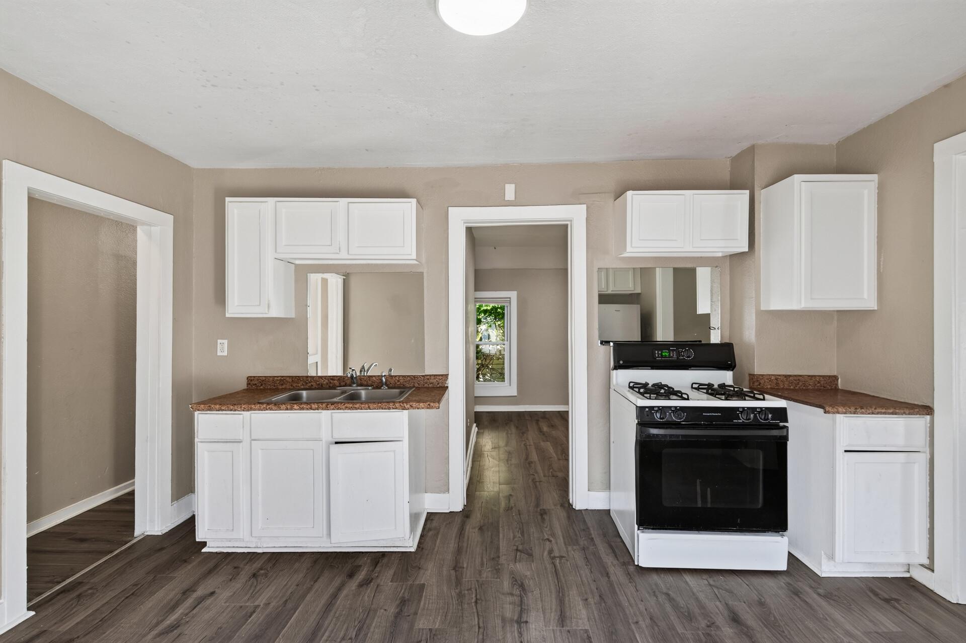 View of Residential Income at 4653 Bryant Avenue, Minneapolis MN 55412, Minneapolis (5 of 38) - Mike Wilen | Minnesota Team Real Estate