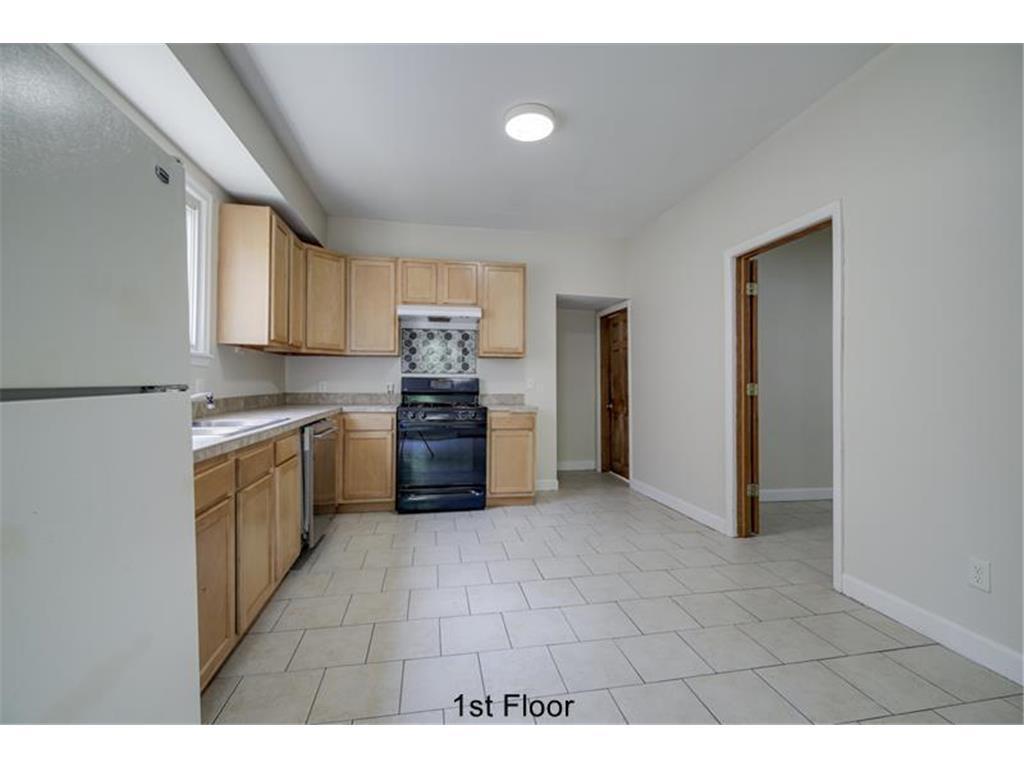 View of Residential Income at 4653 Bryant Avenue, Minneapolis MN 55412, Minneapolis (26 of 38) - Mike Wilen | Minnesota Team Real Estate