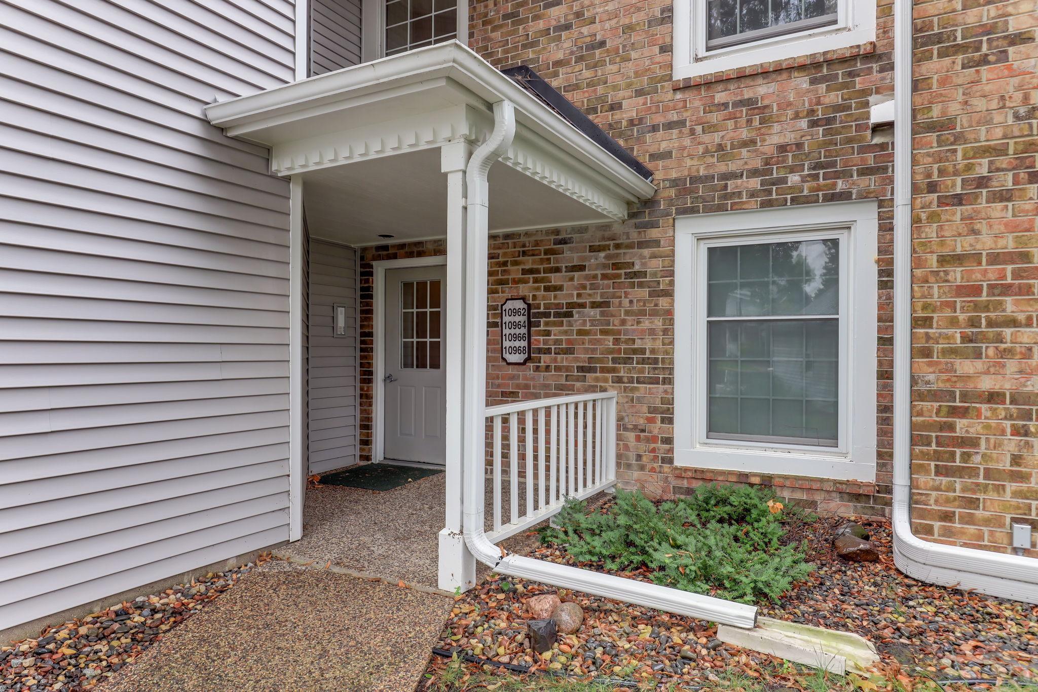 View of Residential at 10966 Quebec Avenue, Bloomington MN 55438, Bloomington (5 of 33) - Mike Wilen | Minnesota Team Real Estate