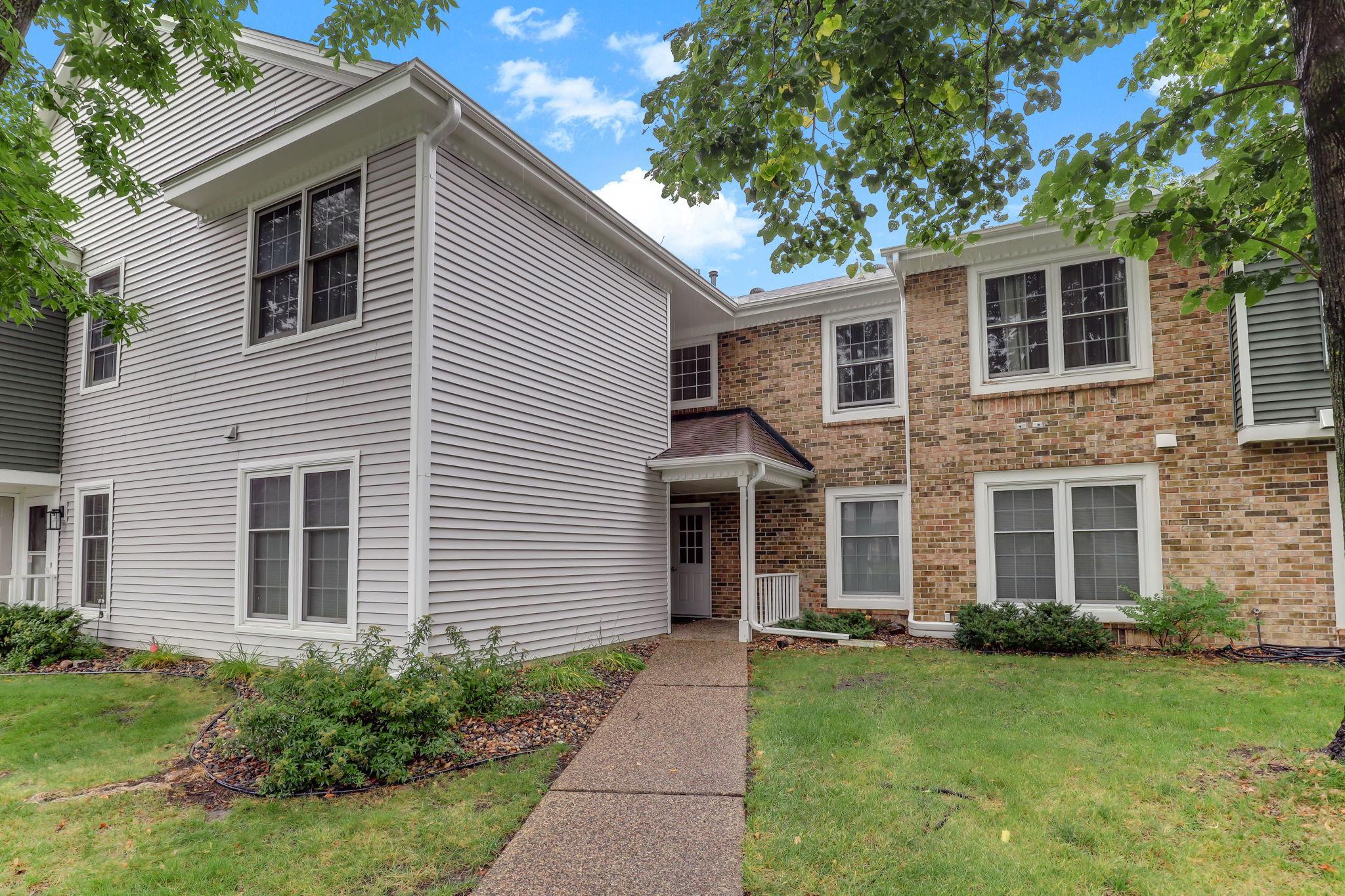 View of Residential at 10966 Quebec Avenue, Bloomington MN 55438, Bloomington (4 of 33) - Mike Wilen | Minnesota Team Real Estate