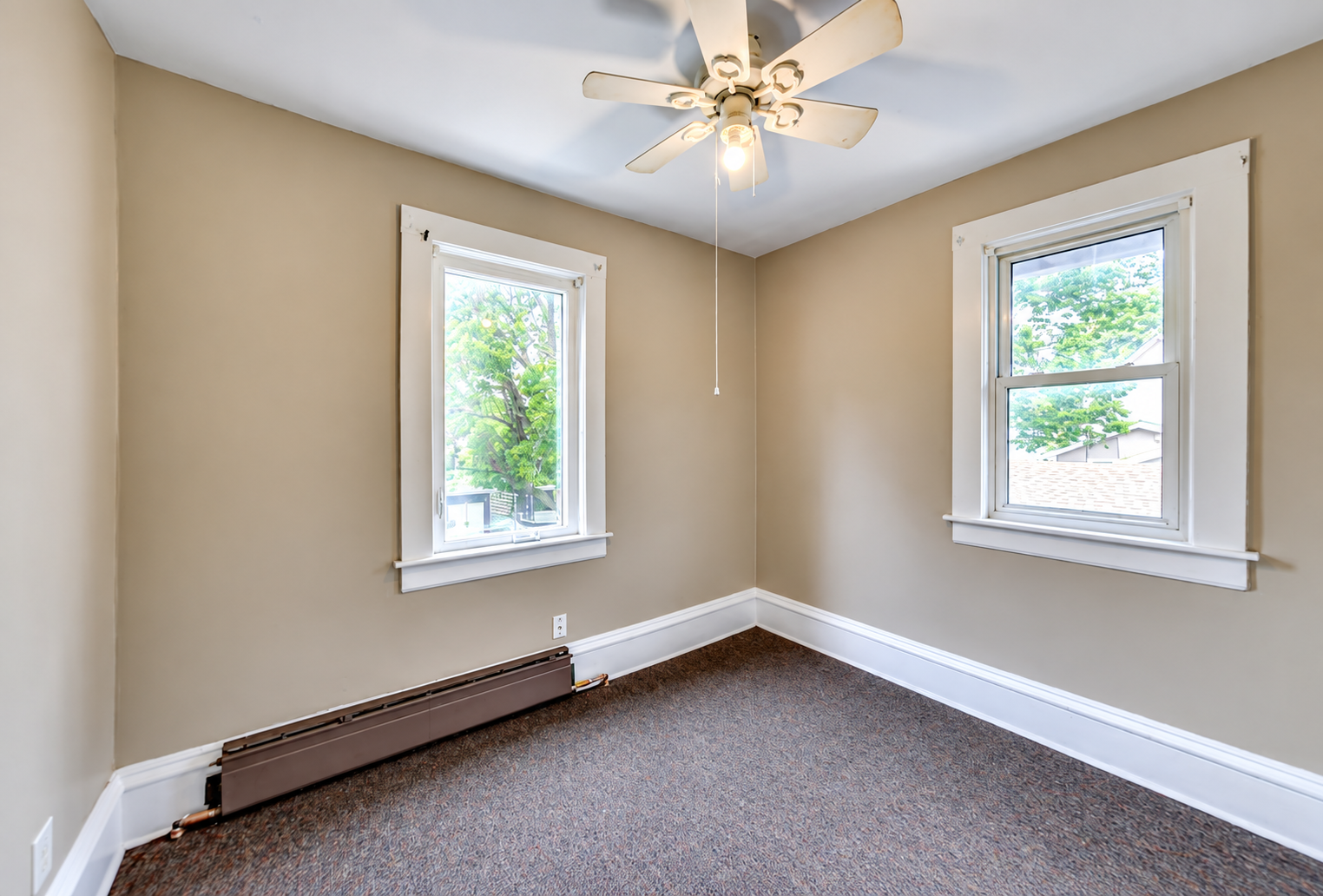 View of Residential Income at 315 25th Avenue, Minneapolis MN 55411, Minneapolis (12 of 23) - Mike Wilen | Minnesota Team Real Estate
