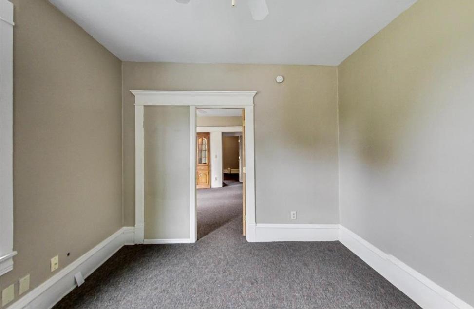 View of Residential Income at 315 25th Avenue, Minneapolis MN 55411, Minneapolis (4 of 23) - Mike Wilen | Minnesota Team Real Estate