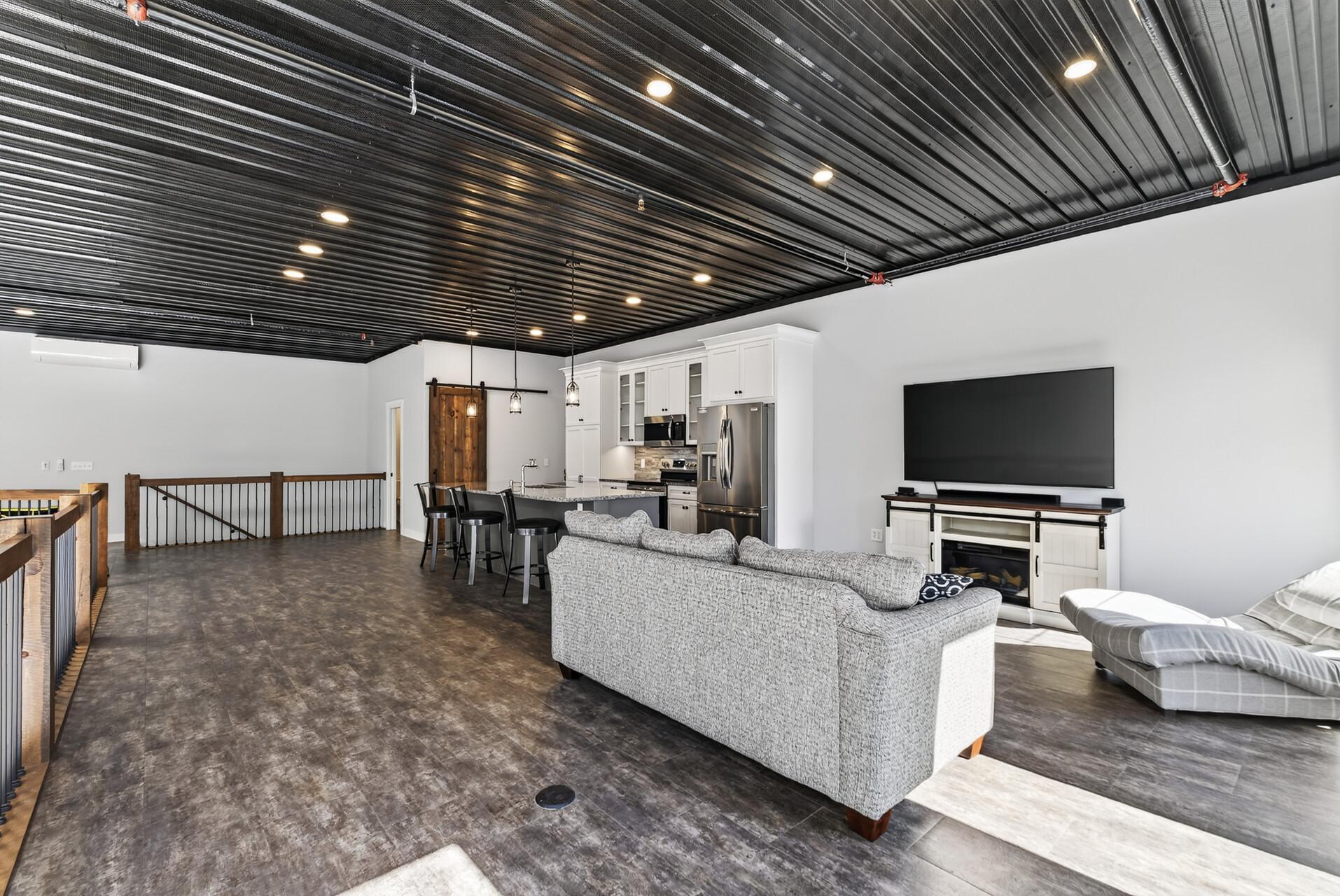 View of Commercial Sale at 3560 Arrowhead Drive, Medina MN 55340, Medina (31 of 34) - Mike Wilen | Minnesota Team Real Estate