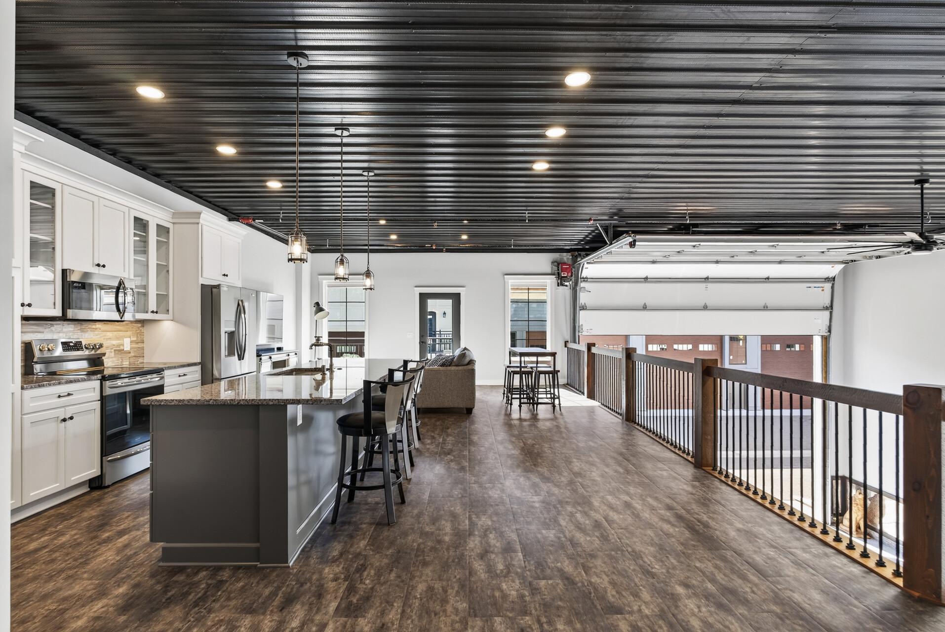 View of Commercial Sale at 3560 Arrowhead Drive, Medina MN 55340, Medina (12 of 34) - Mike Wilen | Minnesota Team Real Estate