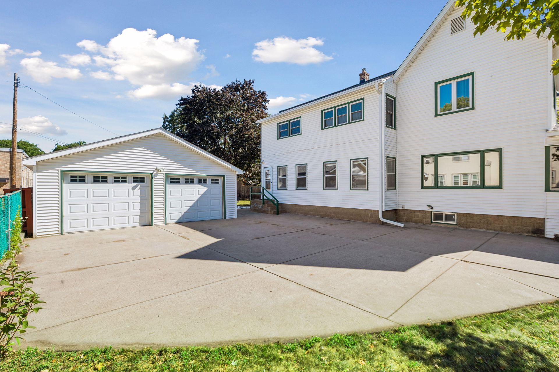 View of Residential Income at 409 6th Street, Minneapolis MN 55414, Minneapolis (47 of 59) - Mike Wilen | Minnesota Team Real Estate