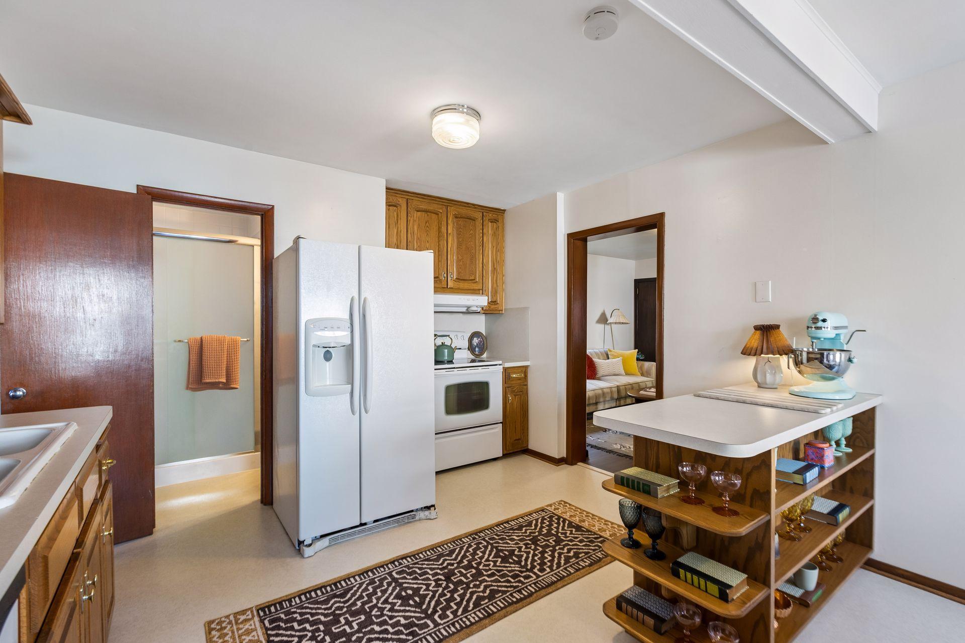 View of Residential Income at 409 6th Street, Minneapolis MN 55414, Minneapolis (16 of 59) - Mike Wilen | Minnesota Team Real Estate