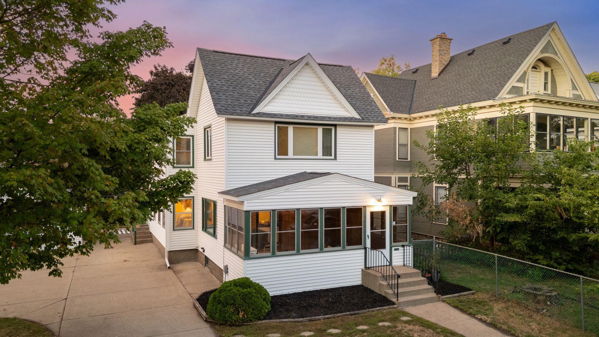 View of Duplex Up and Down at 409 6th Street, Minneapolis - Mike Wilen | Minnesota Team Real Estate