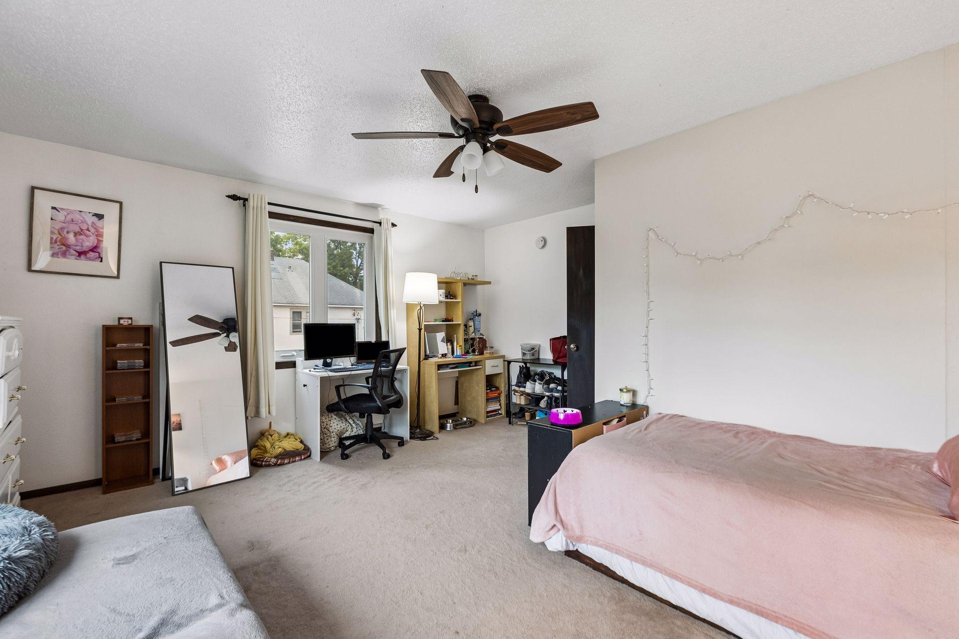View of Residential Income at 409 6th Street, Minneapolis MN 55414, Minneapolis (40 of 59) - Mike Wilen | Minnesota Team Real Estate