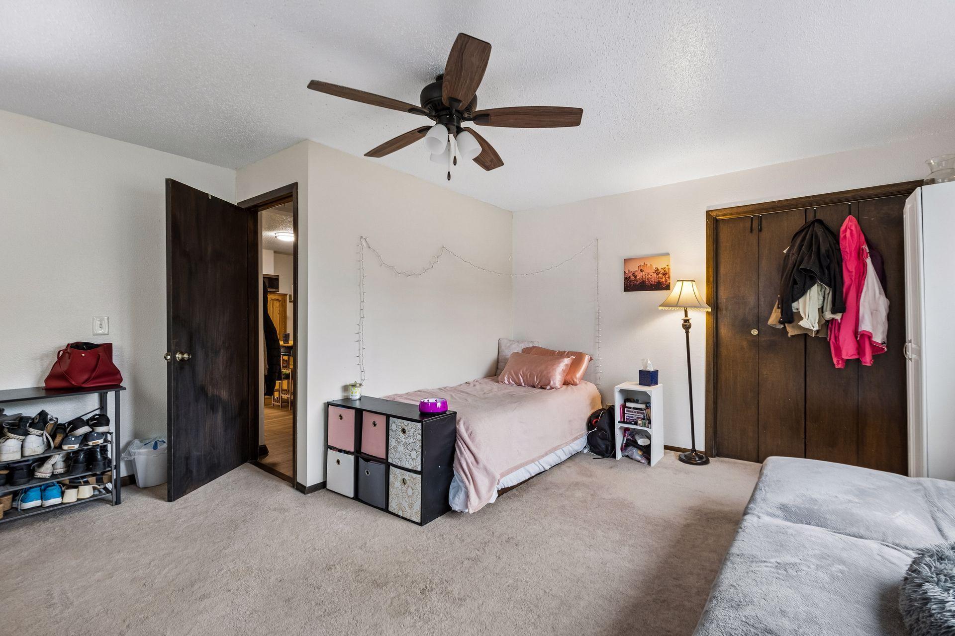 View of Residential Income at 409 6th Street, Minneapolis MN 55414, Minneapolis (42 of 59) - Mike Wilen | Minnesota Team Real Estate