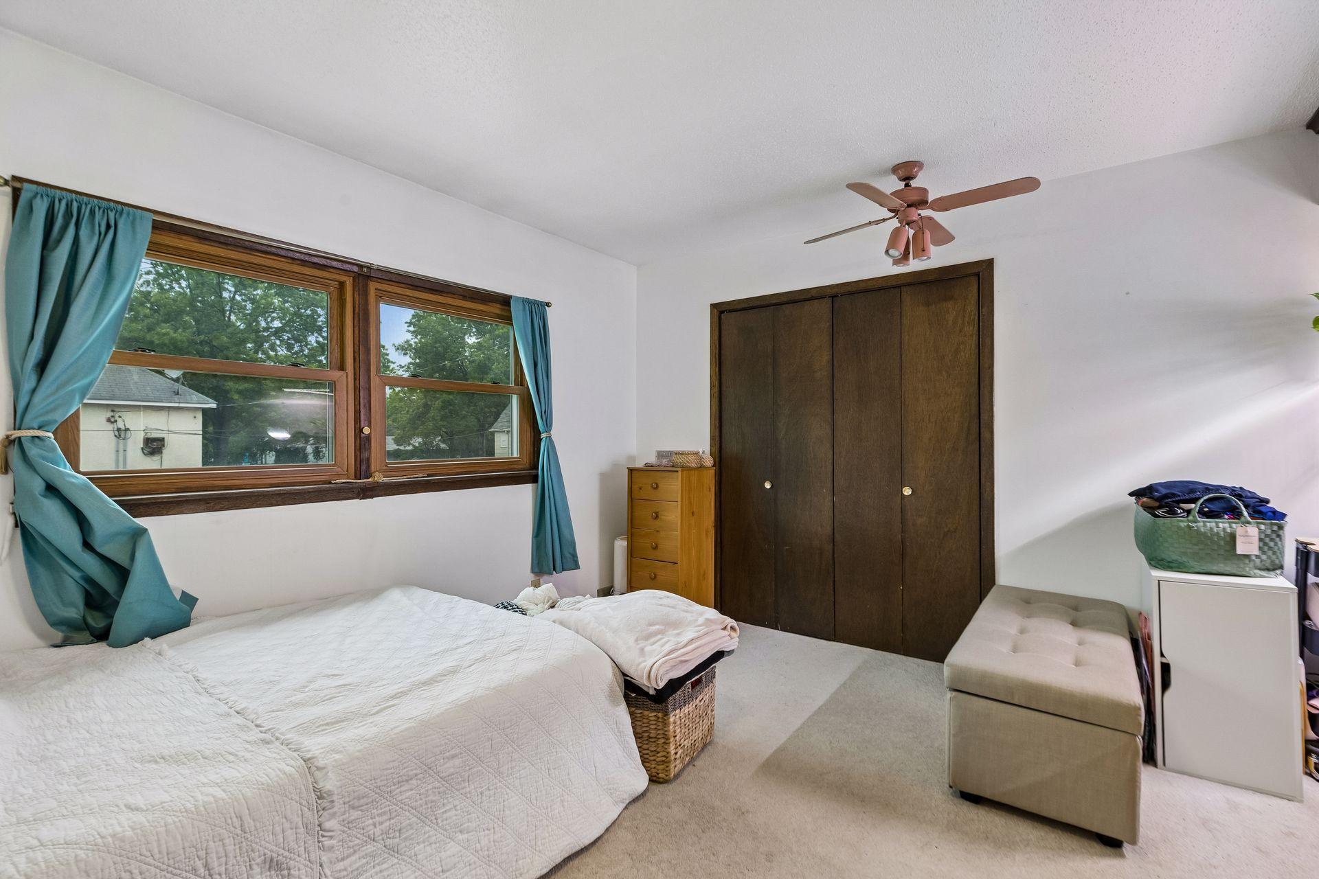 View of Residential Income at 409 6th Street, Minneapolis MN 55414, Minneapolis (41 of 59) - Mike Wilen | Minnesota Team Real Estate