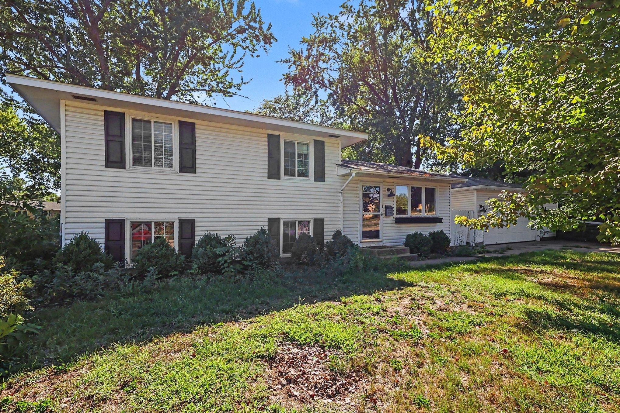 View of Single Family at 3296 70th Street, Inver Grove Heights - Mike Wilen | Minnesota Team Real Estate