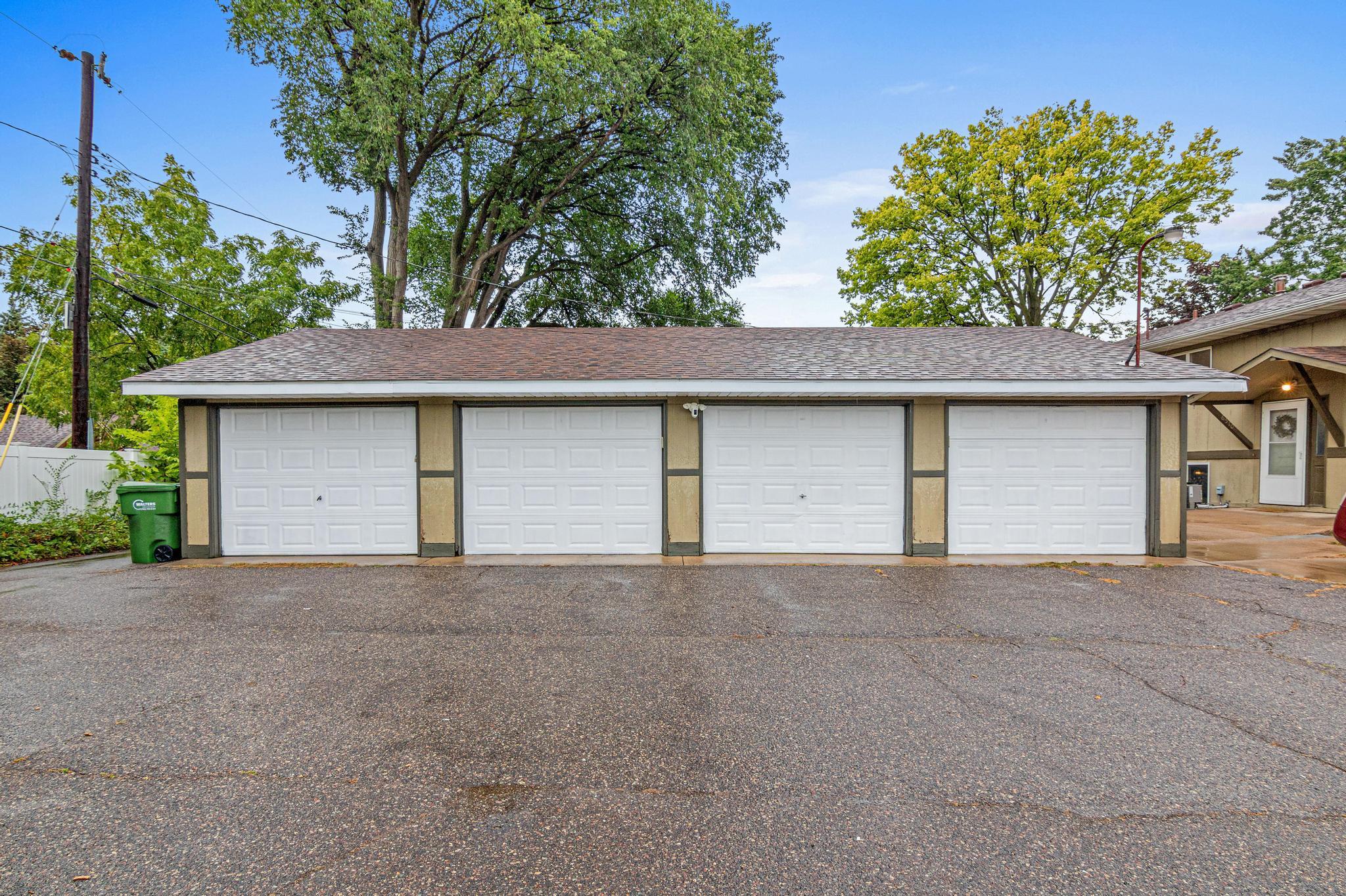 View of Residential at 6510 2nd Street, Fridley MN 55432, Fridley (16 of 18) - Mike Wilen | Minnesota Team Real Estate