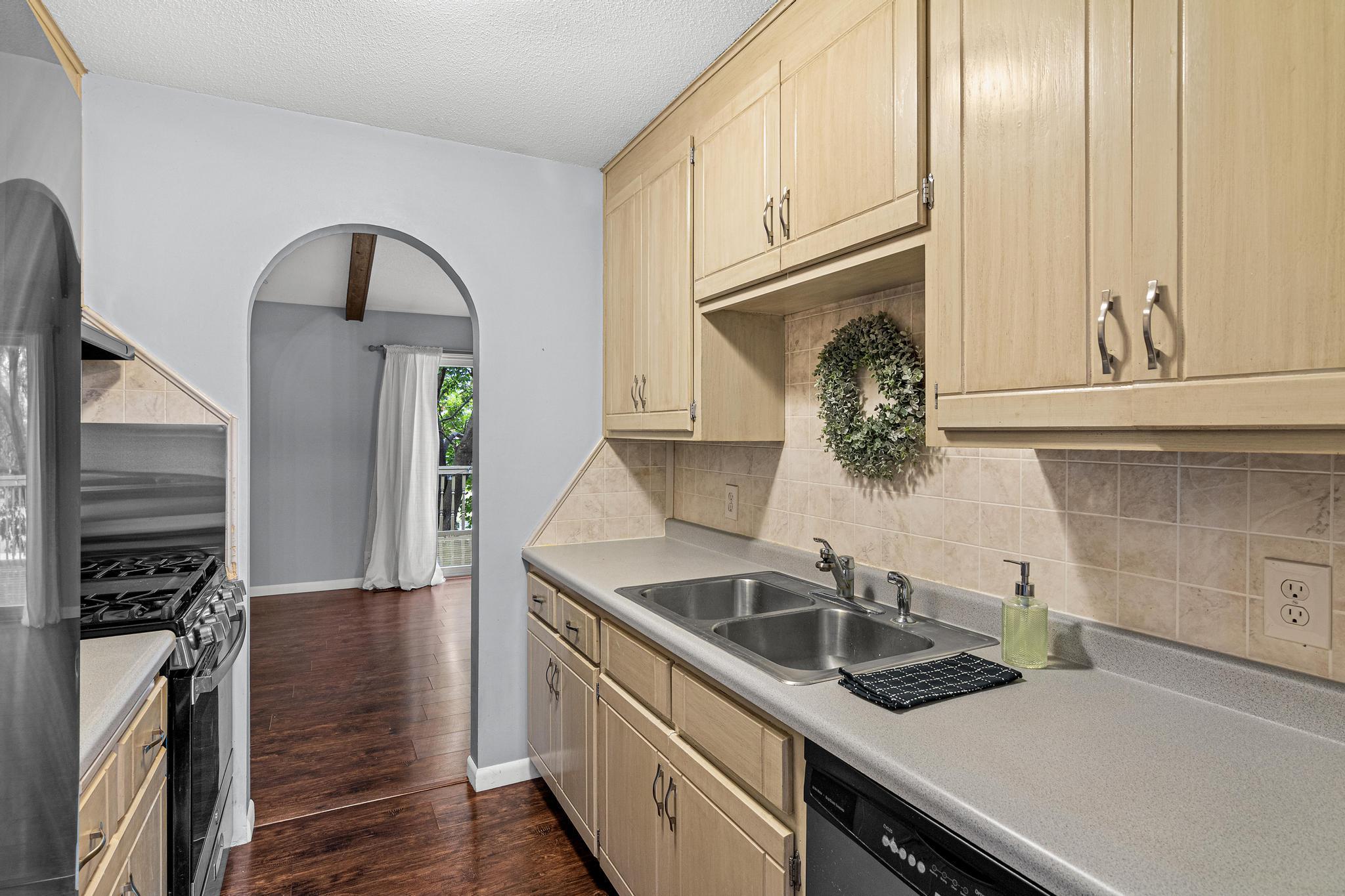 View of Residential at 6510 2nd Street, Fridley MN 55432, Fridley (4 of 18) - Mike Wilen | Minnesota Team Real Estate