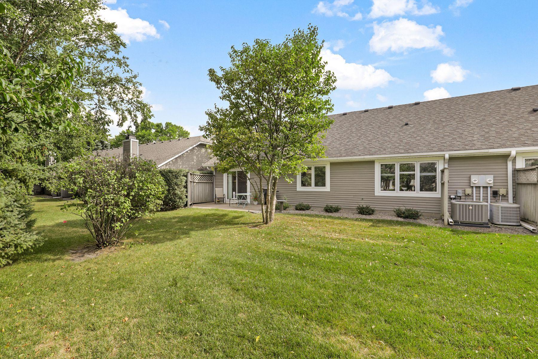 View of Residential at 5611 Dunlap Avenue, Shoreview MN 55126, Shoreview (30 of 34) - Mike Wilen | Minnesota Team Real Estate