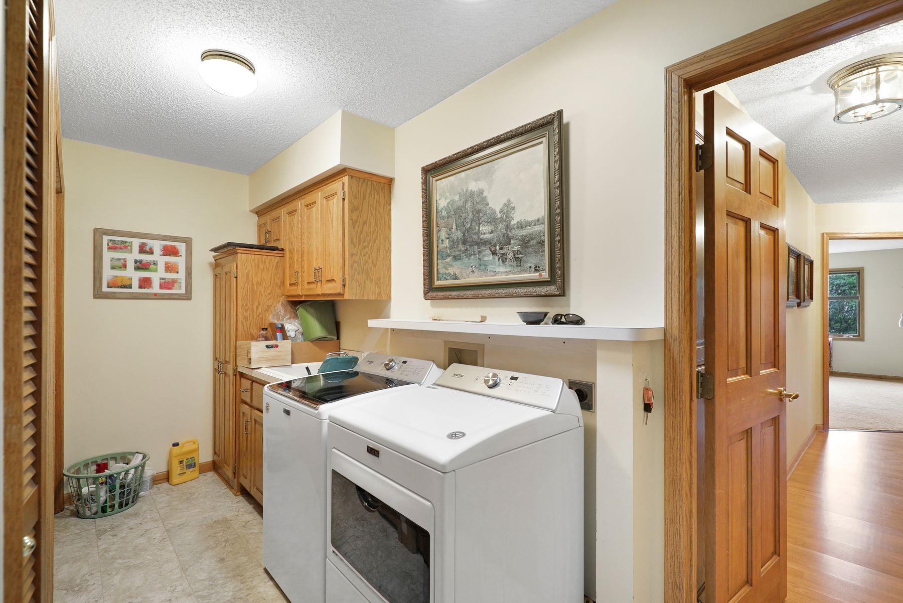 View of Residential at 5611 Dunlap Avenue, Shoreview MN 55126, Shoreview (28 of 34) - Mike Wilen | Minnesota Team Real Estate