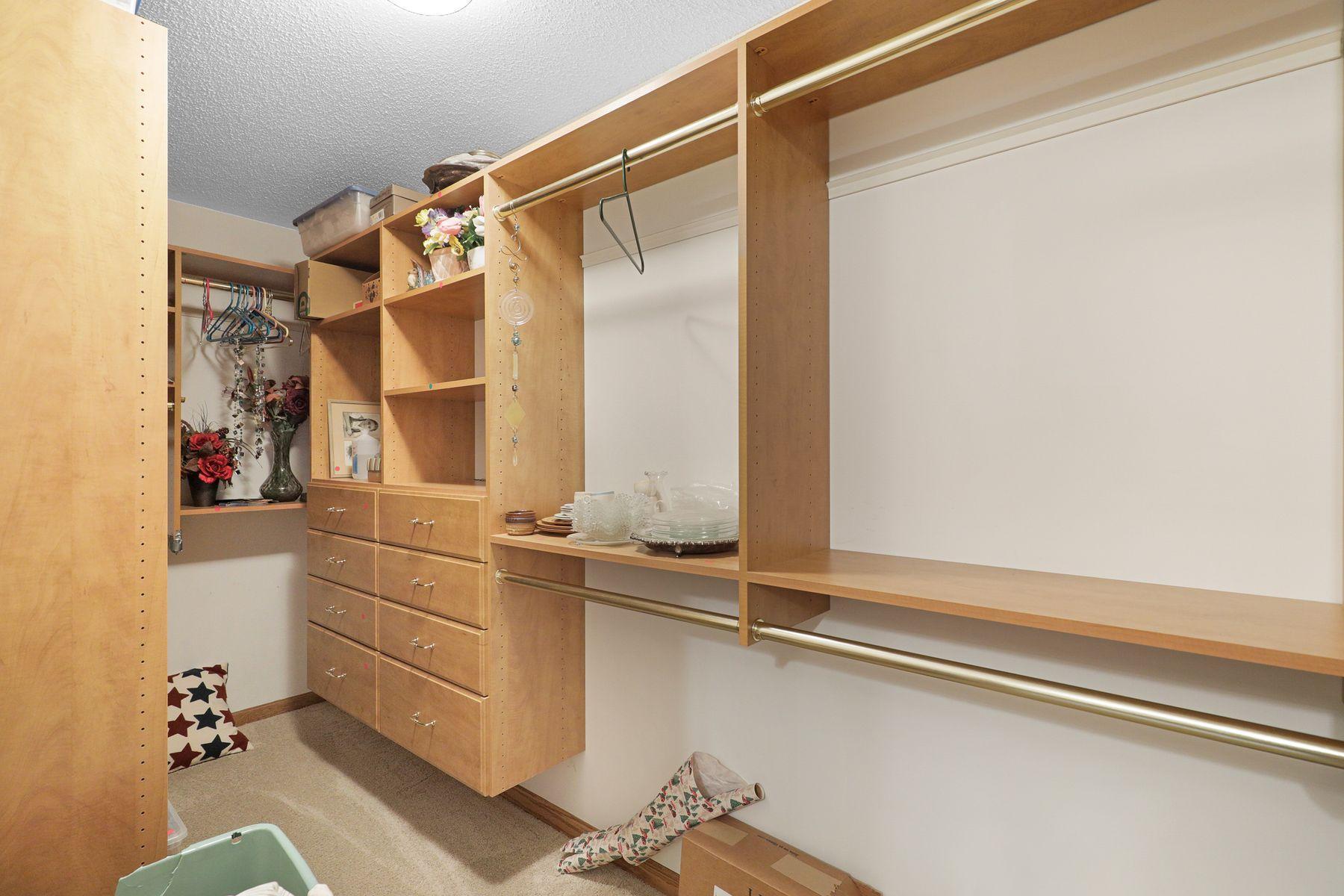 View of Residential at 5611 Dunlap Avenue, Shoreview MN 55126, Shoreview (25 of 34) - Mike Wilen | Minnesota Team Real Estate