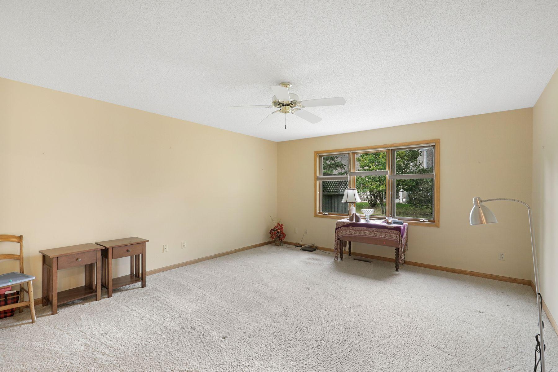 View of Residential at 5611 Dunlap Avenue, Shoreview MN 55126, Shoreview (21 of 34) - Mike Wilen | Minnesota Team Real Estate