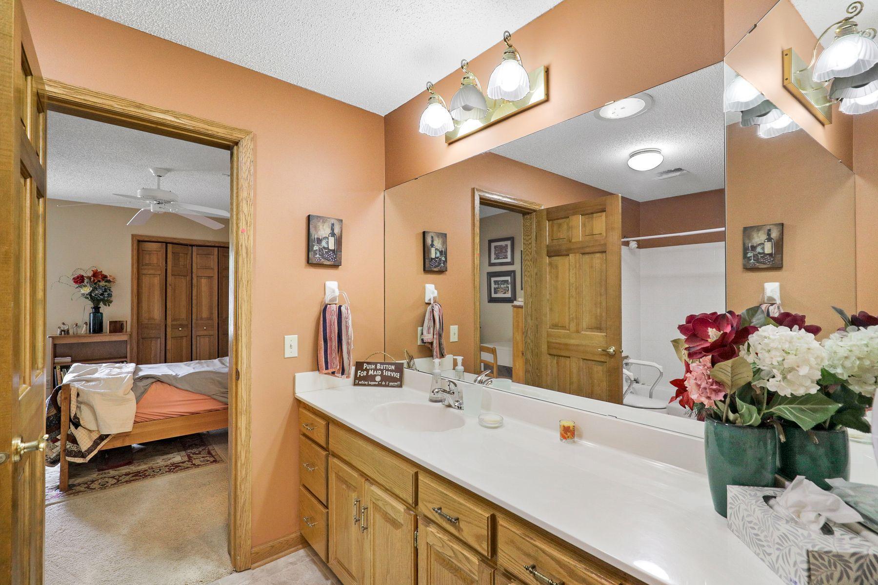 View of Residential at 5611 Dunlap Avenue, Shoreview MN 55126, Shoreview (19 of 34) - Mike Wilen | Minnesota Team Real Estate