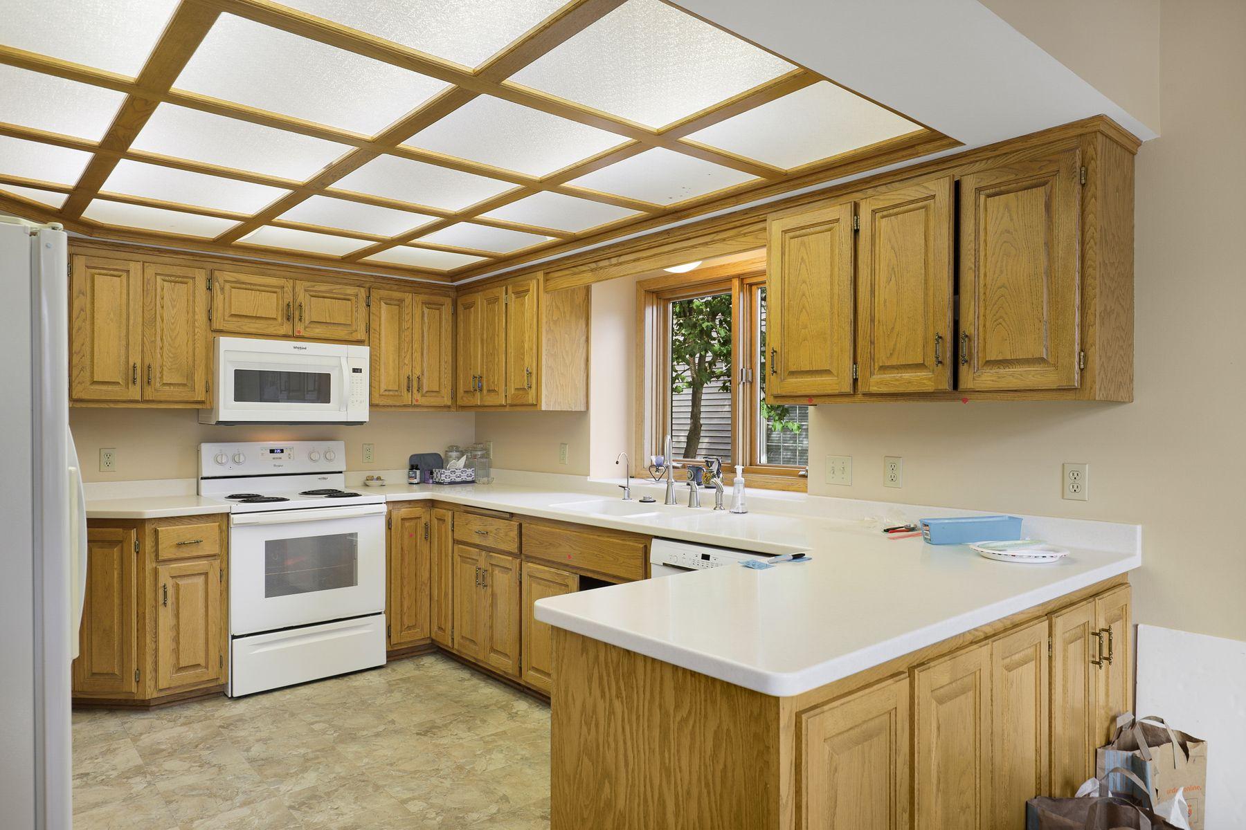View of Residential at 5611 Dunlap Avenue, Shoreview MN 55126, Shoreview (16 of 34) - Mike Wilen | Minnesota Team Real Estate