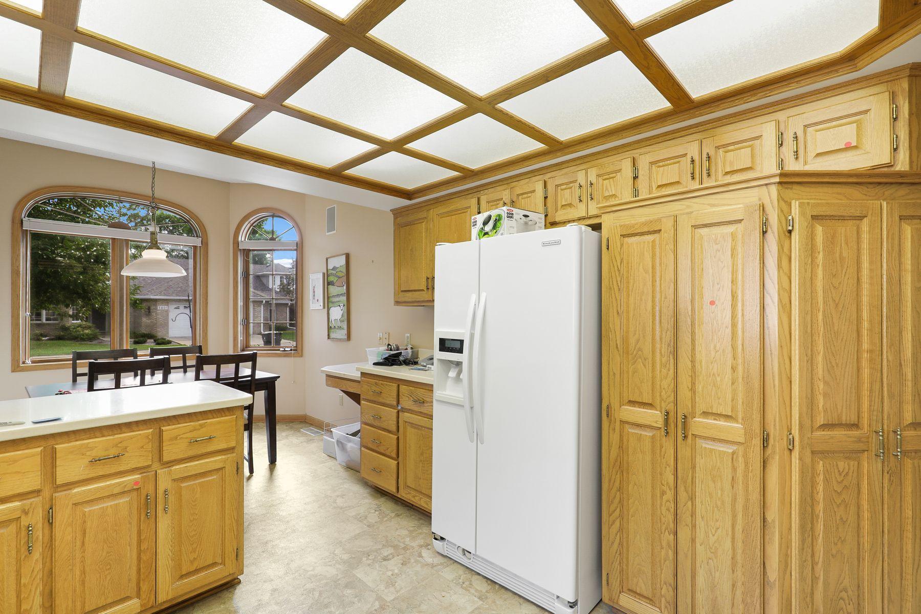 View of Residential at 5611 Dunlap Avenue, Shoreview MN 55126, Shoreview (11 of 34) - Mike Wilen | Minnesota Team Real Estate