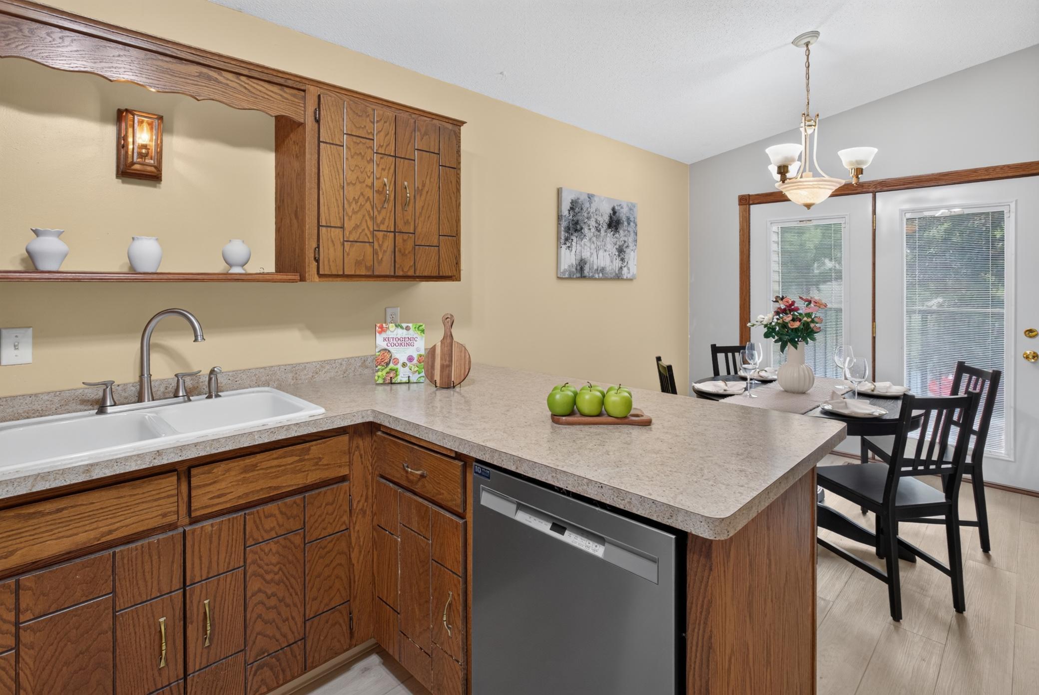 View of Residential at 403 98th Avenue, Blaine MN 55434, Blaine (8 of 25) - Mike Wilen | Minnesota Team Real Estate