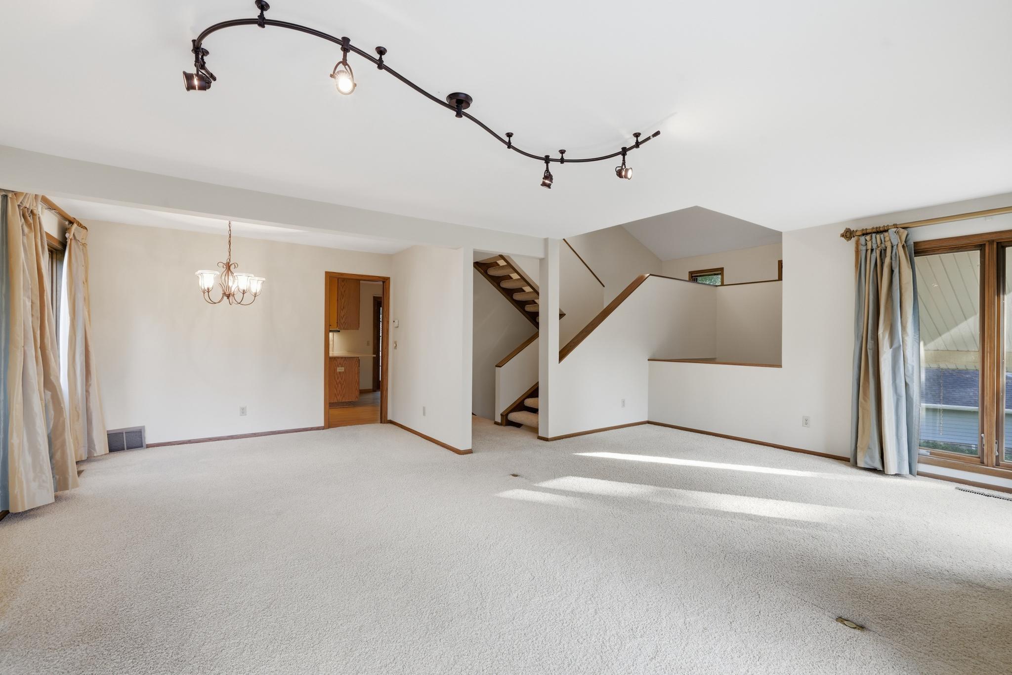 View of Residential at 9409 Yukon Avenue, Bloomington MN 55438, Bloomington (22 of 44) - Mike Wilen | Minnesota Team Real Estate