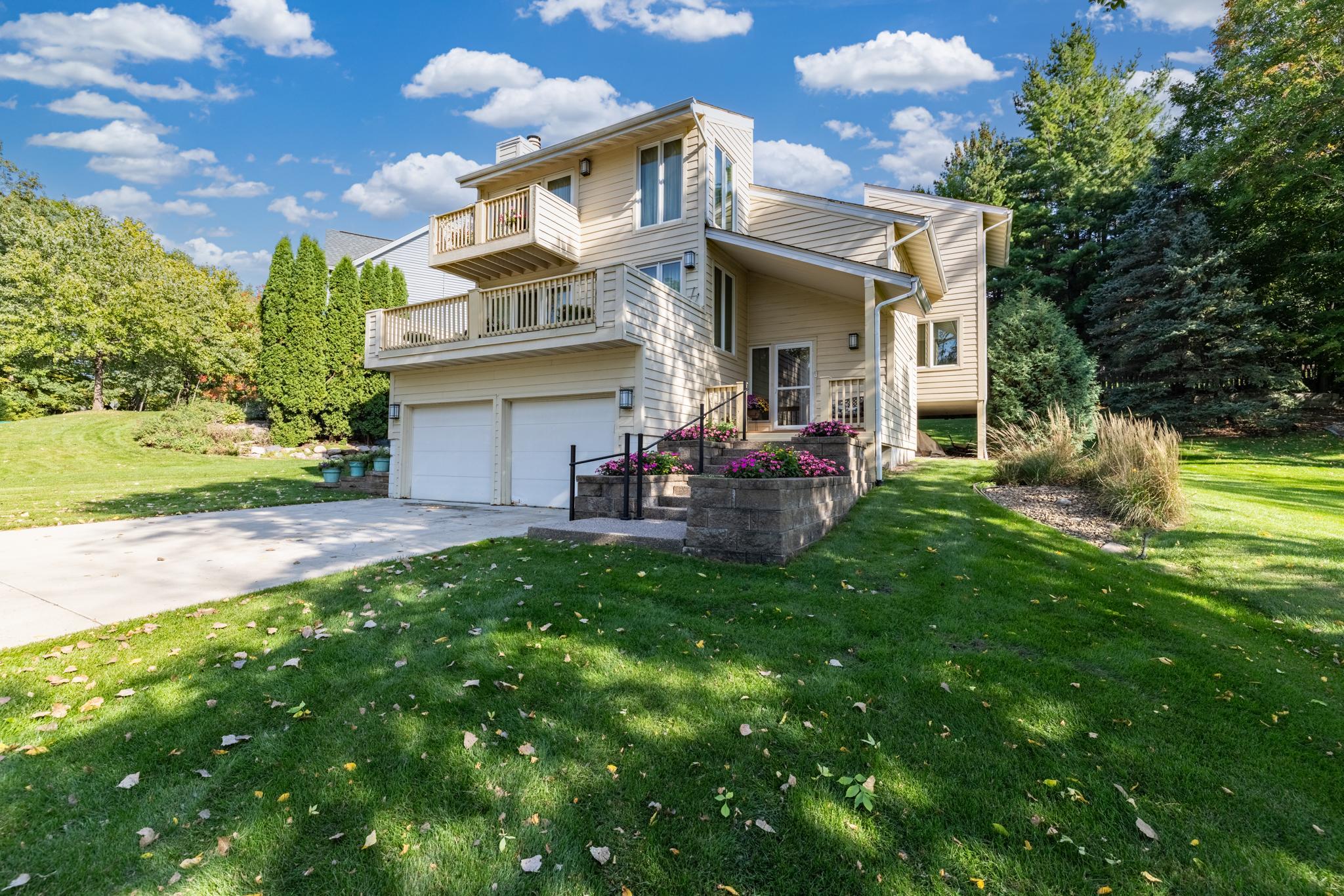View of Single Family at 9409 Yukon Avenue, Bloomington - Mike Wilen | Minnesota Team Real Estate