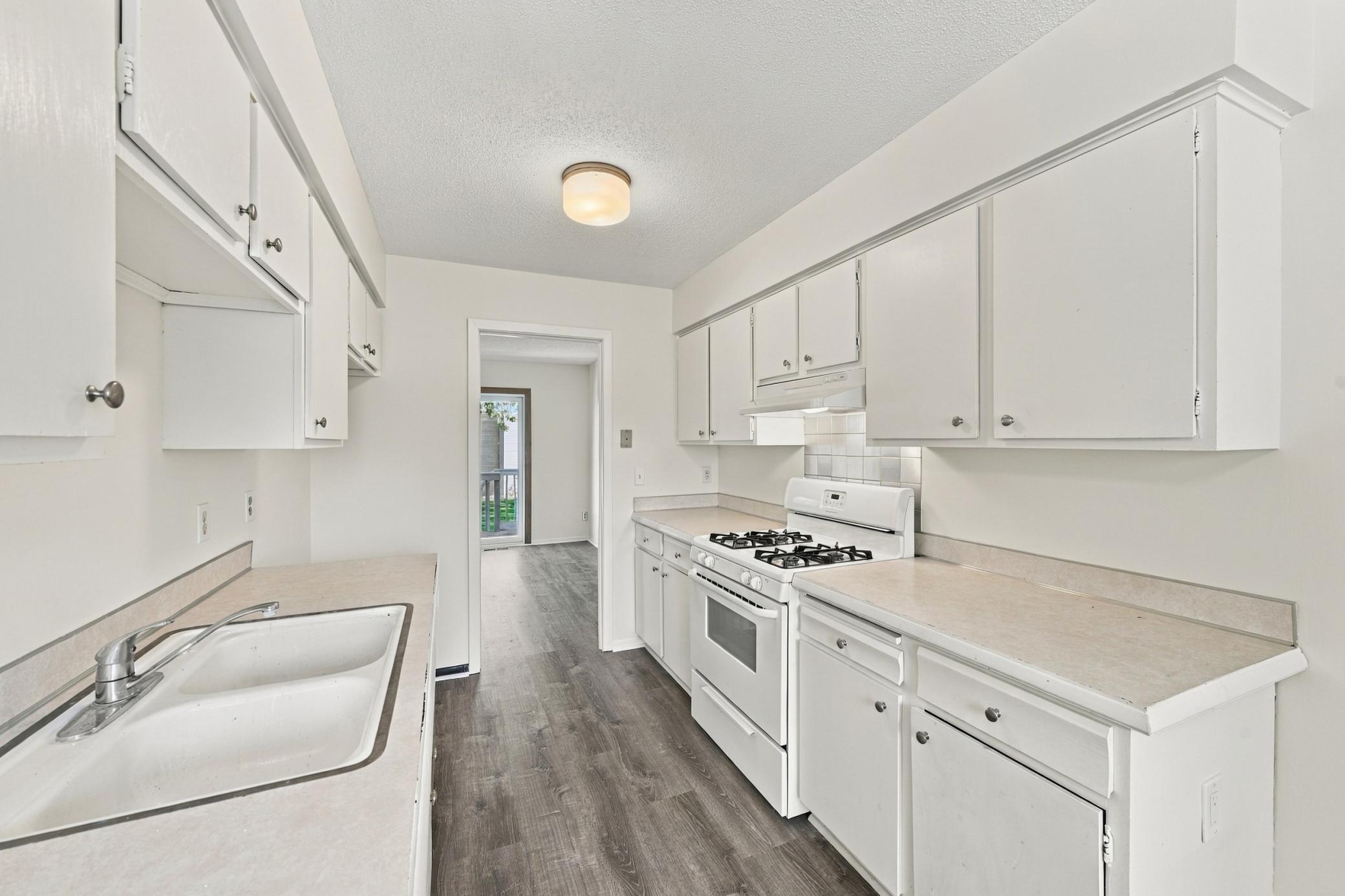 View of Residential at 7525 Whitney Drive, Apple Valley MN 55124, Apple Valley (4 of 48) - Mike Wilen | Minnesota Team Real Estate