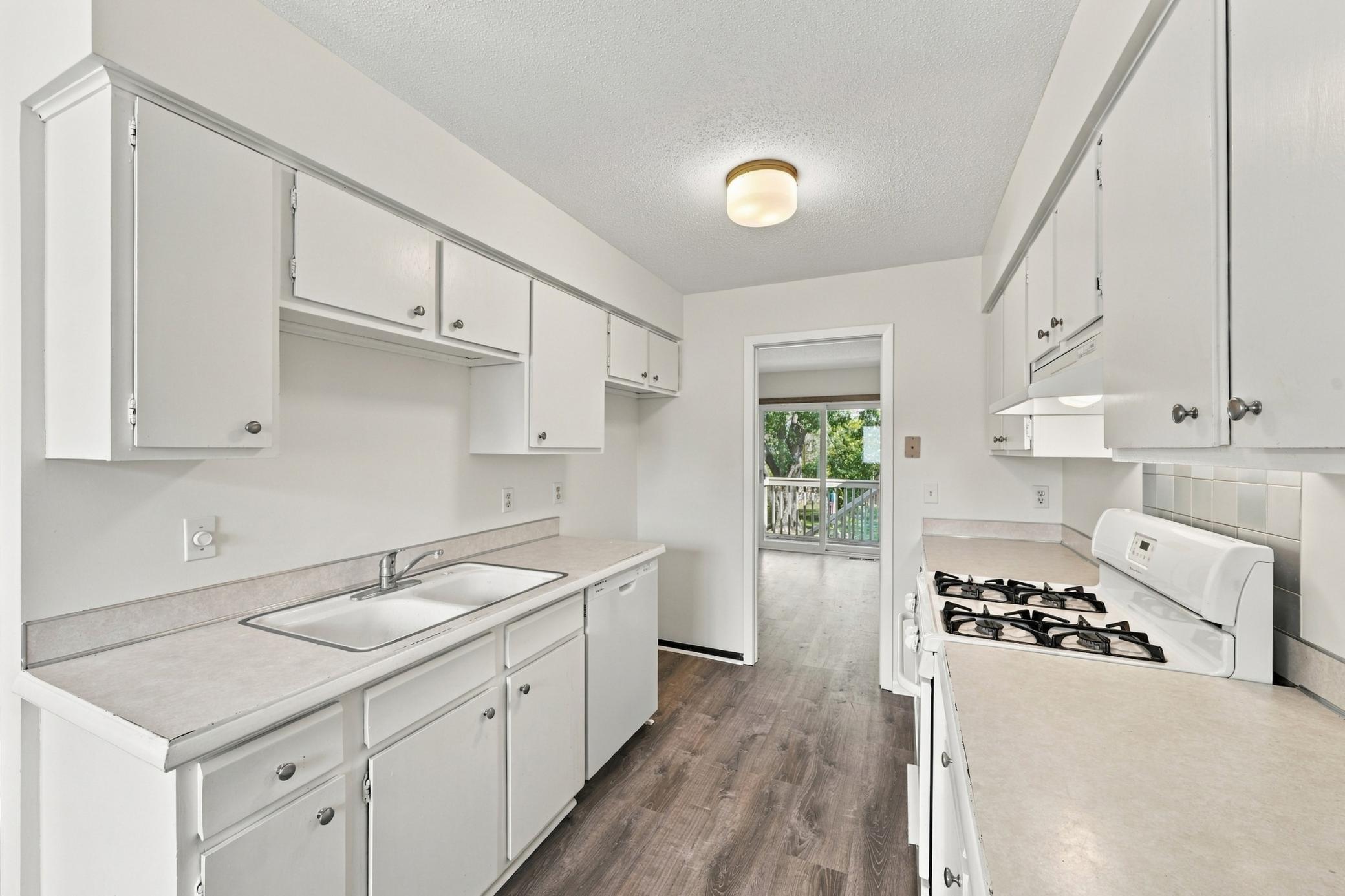 View of Residential at 7525 Whitney Drive, Apple Valley MN 55124, Apple Valley (3 of 48) - Mike Wilen | Minnesota Team Real Estate