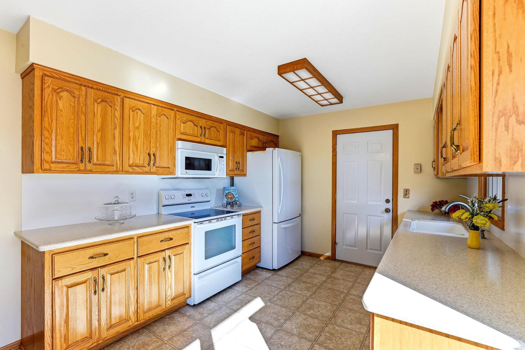 View of Residential at 8419 Ivywood Avenue, Cottage Grove MN 55016, Cottage Grove (10 of 37) - Mike Wilen | Minnesota Team Real Estate