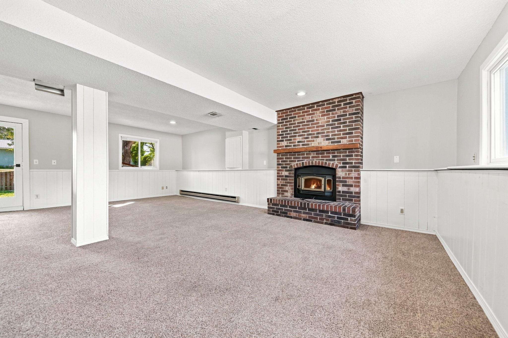 View of Residential at 360 Brooks Avenue, Roseville MN 55113, Roseville (28 of 38) - Mike Wilen | Minnesota Team Real Estate