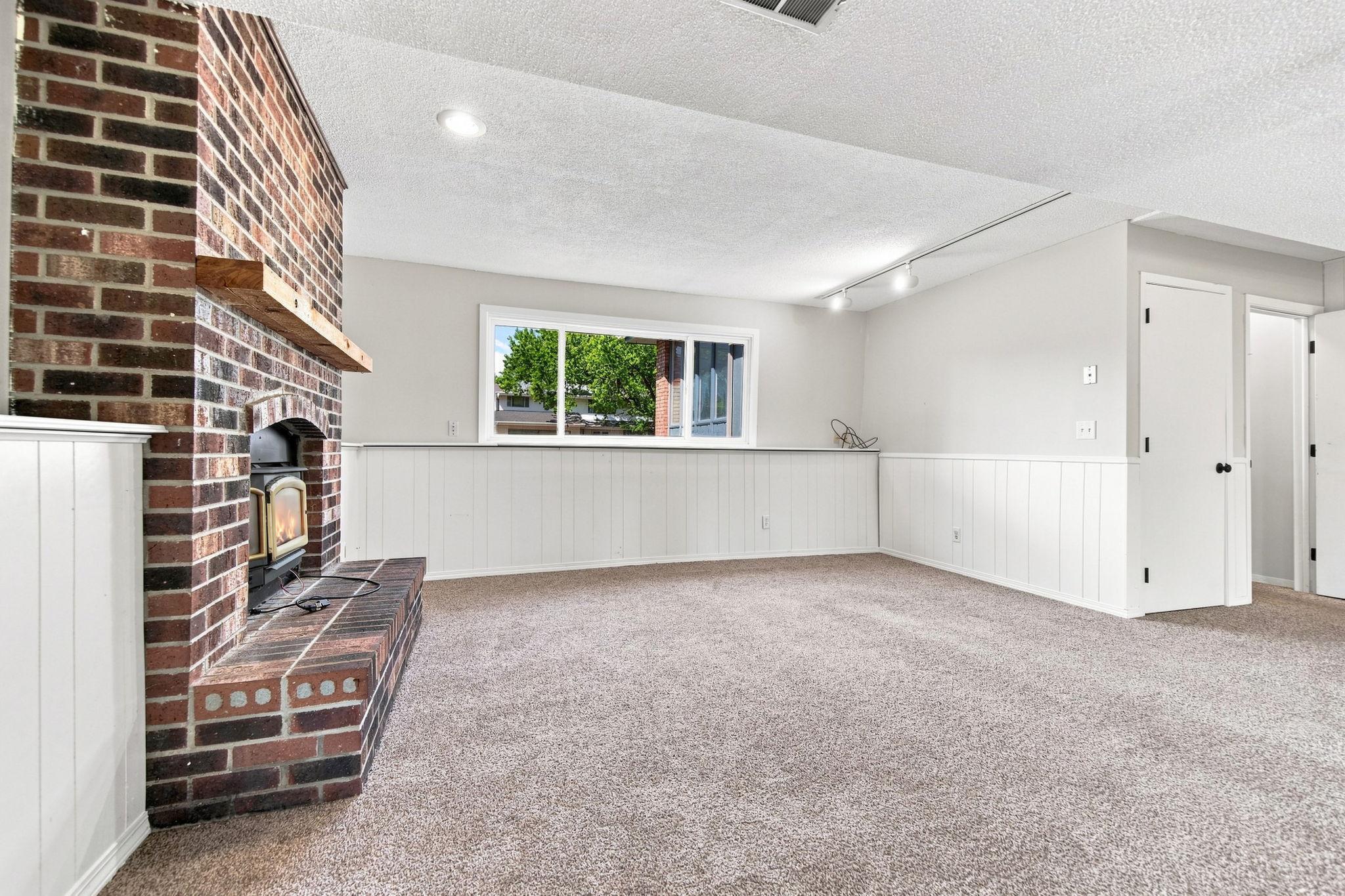 View of Residential at 360 Brooks Avenue, Roseville MN 55113, Roseville (27 of 38) - Mike Wilen | Minnesota Team Real Estate