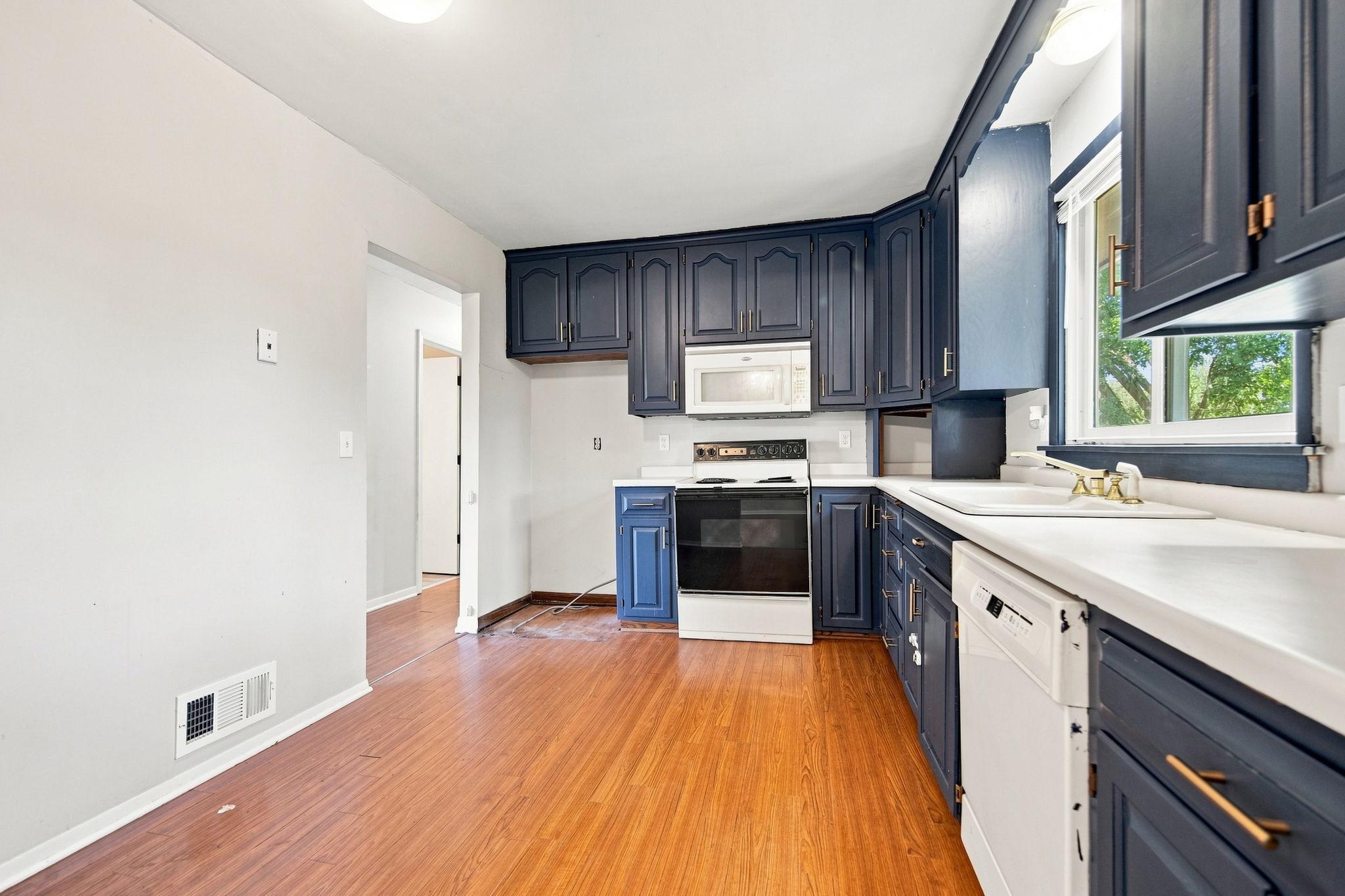 View of Residential at 360 Brooks Avenue, Roseville MN 55113, Roseville (13 of 38) - Mike Wilen | Minnesota Team Real Estate
